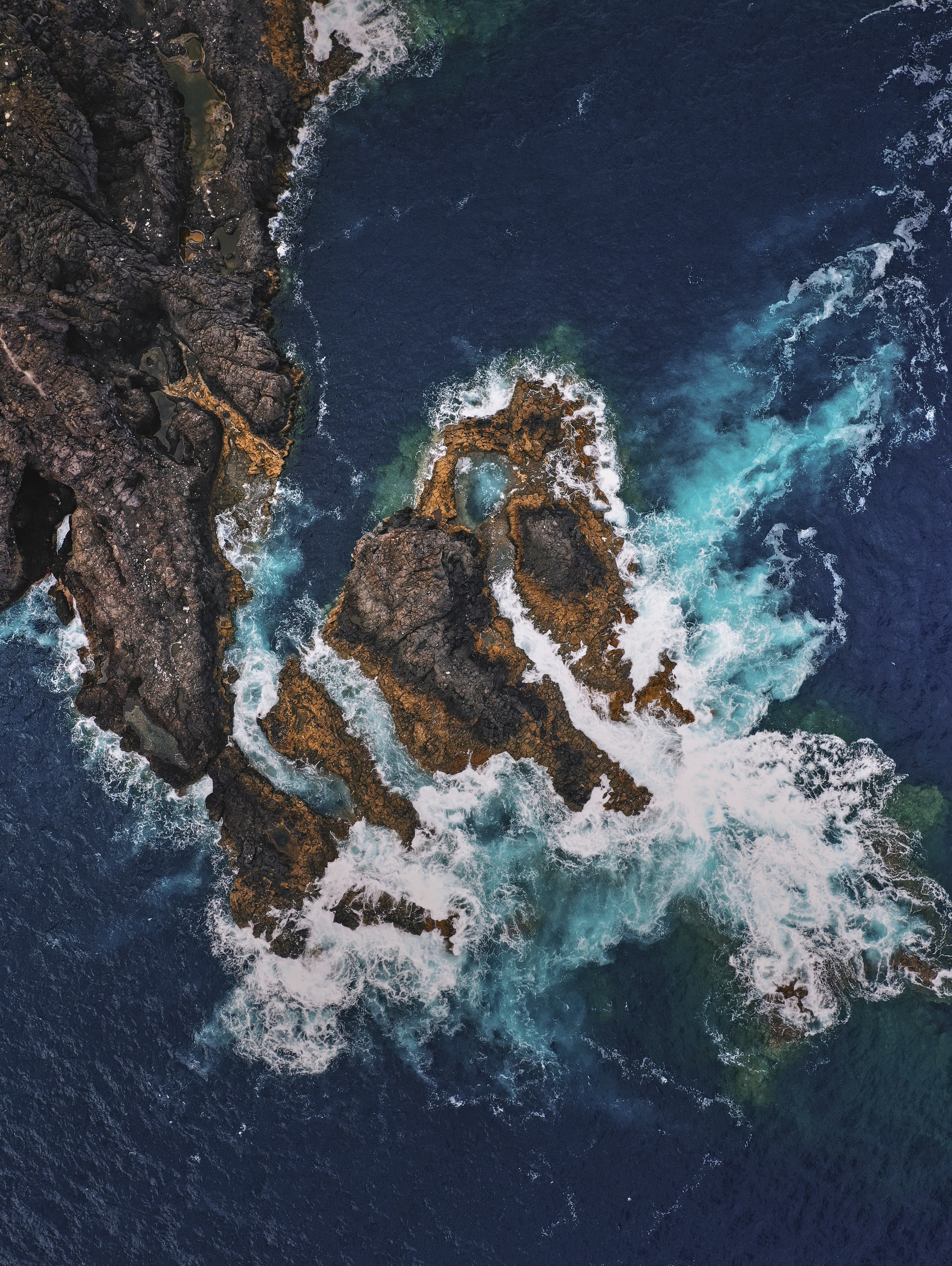 Free download wallpaper Nature, Rocks, View From Above, Sea, Coast, Waves on your PC desktop