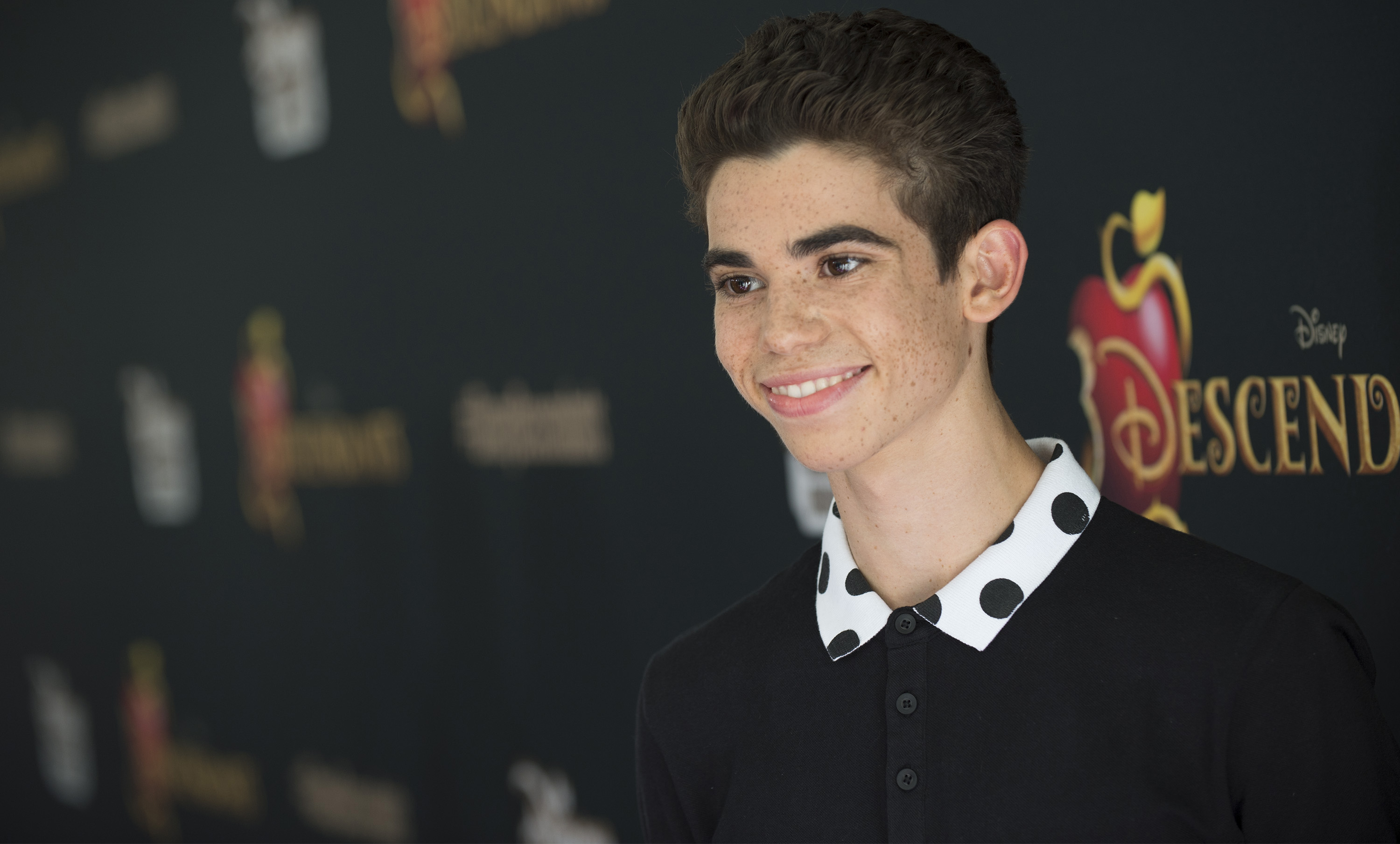 800559 Hintergrundbilder und Cameron Boyce Bilder auf dem Desktop. Laden Sie  Bildschirmschoner kostenlos auf den PC herunter