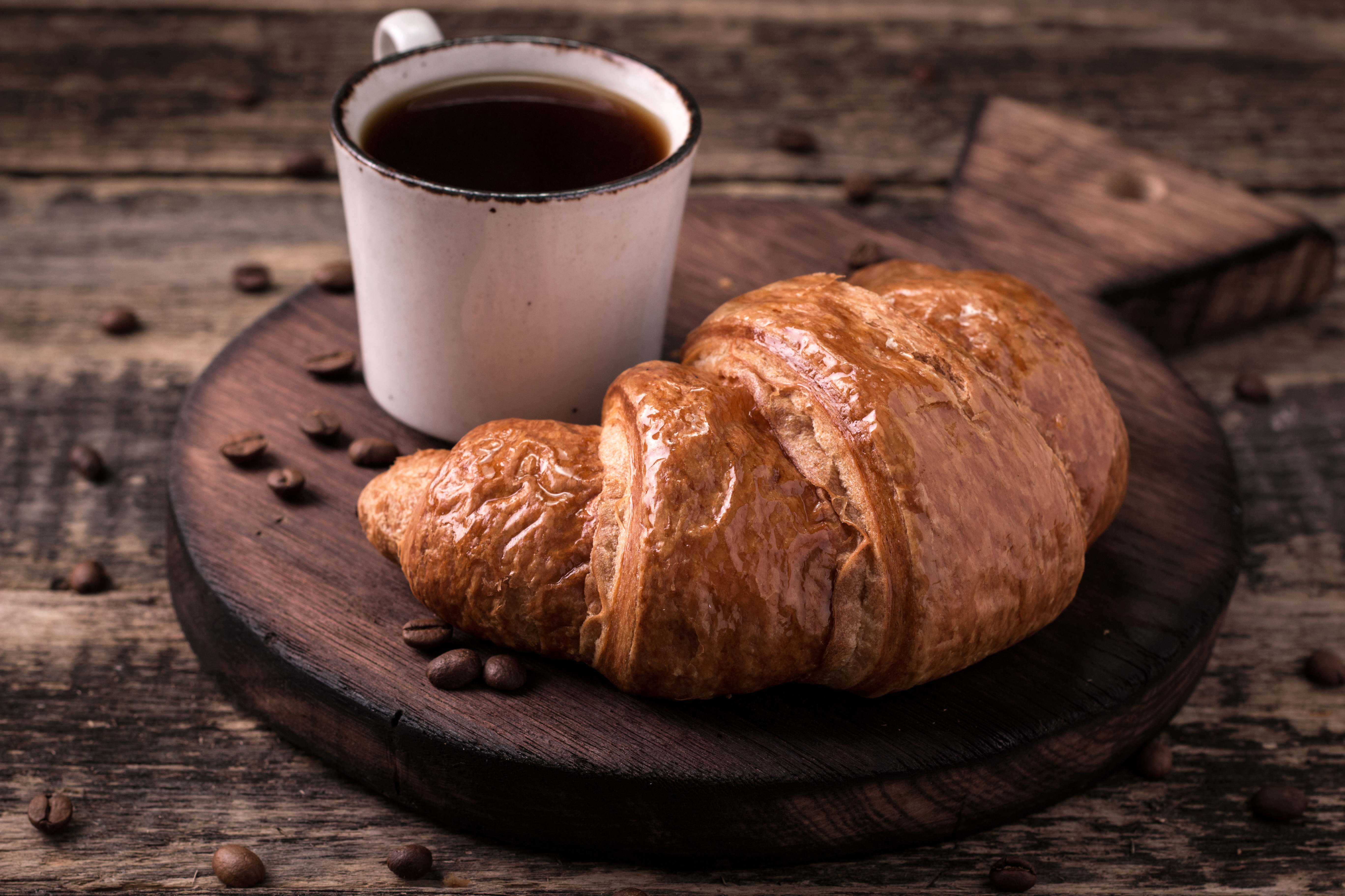 Free download wallpaper Food, Coffee, Still Life, Cup, Coffee Beans, Breakfast, Croissant, Viennoiserie on your PC desktop