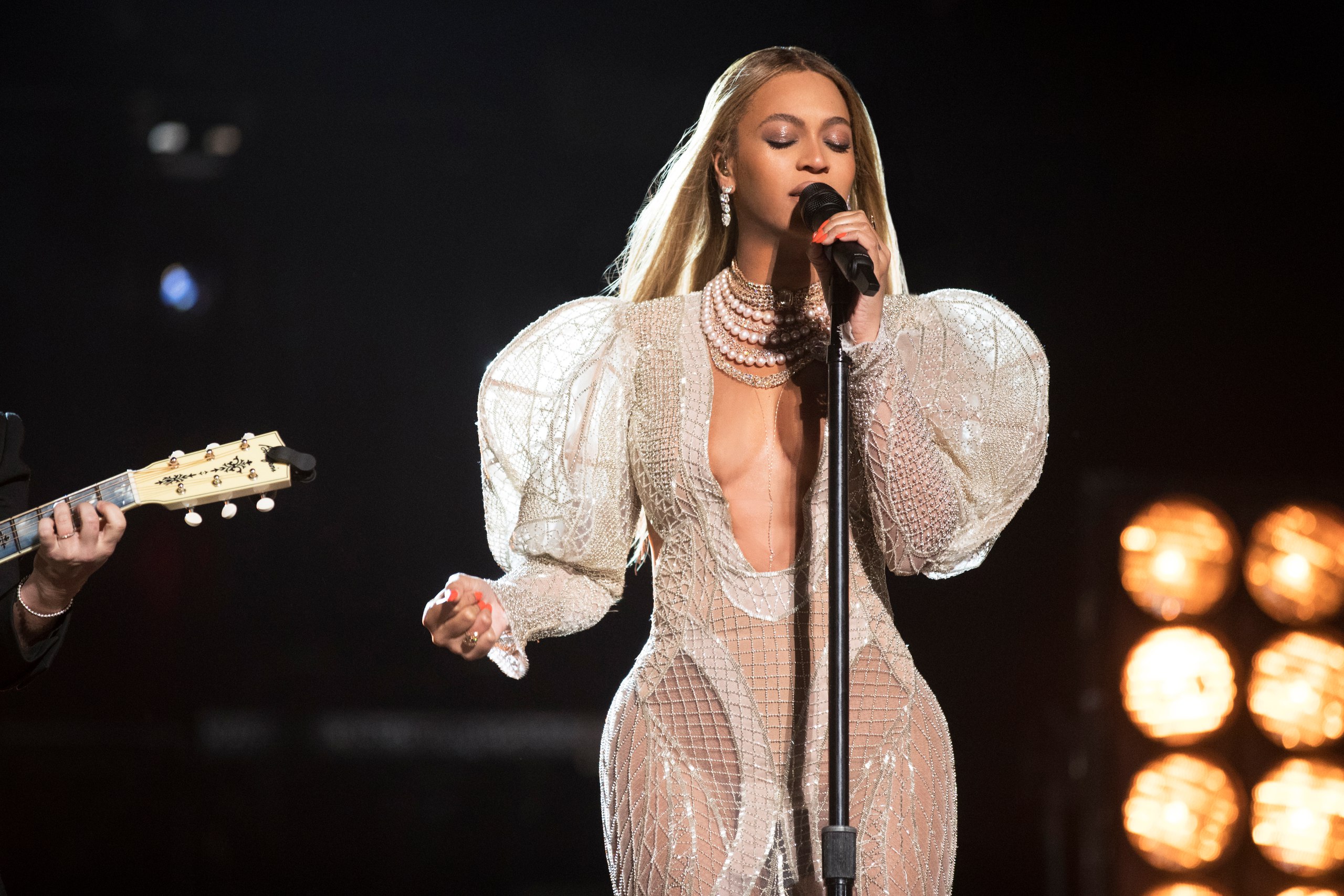 Laden Sie das Musik, Beyonce-Bild kostenlos auf Ihren PC-Desktop herunter