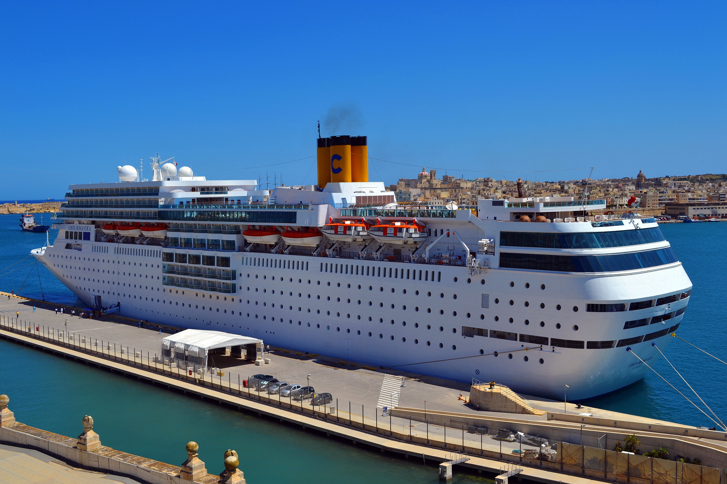 pier, miscellanea, miscellaneous, wharf, ship, berth, cruise ship, cruise liner, liner, costa neoromantica