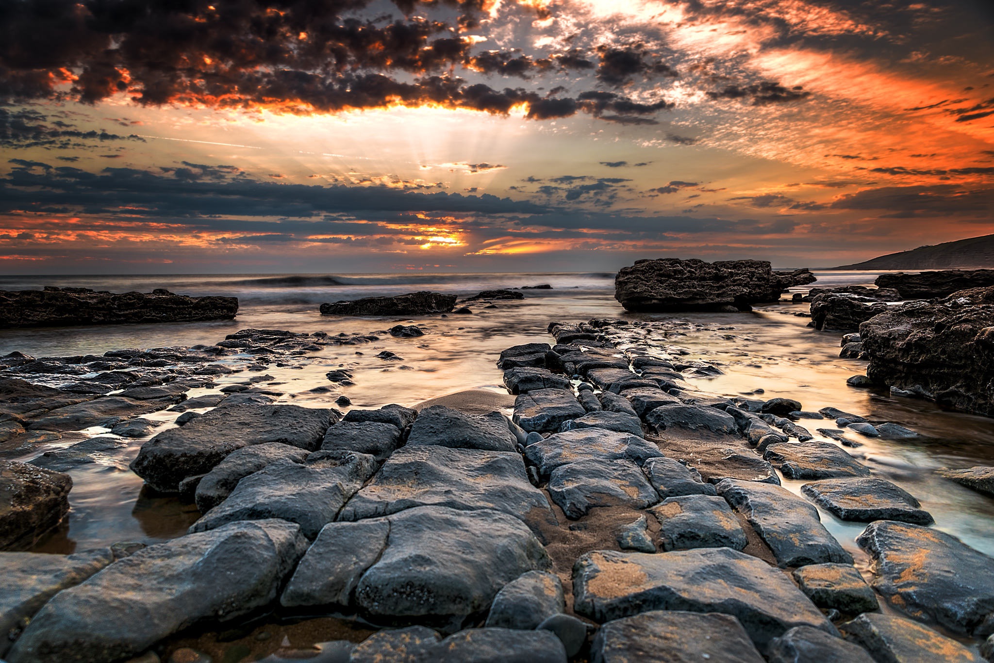 Laden Sie das Natur, Horizont, Ozean, Wolke, Himmel, Sonnenuntergang, Sonnenstrahl, Erde/natur-Bild kostenlos auf Ihren PC-Desktop herunter