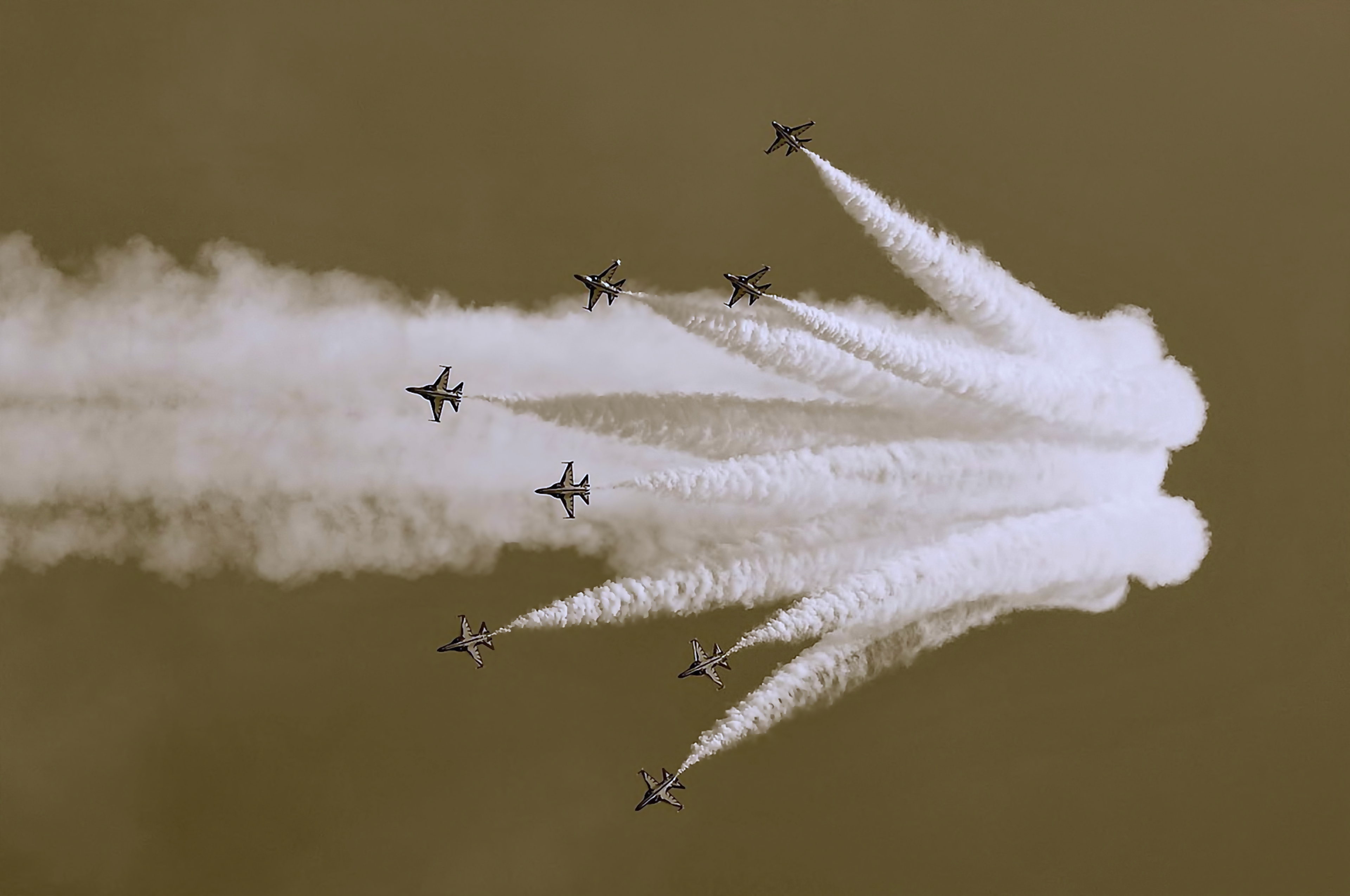 Free download wallpaper Sky, Smoke, Airplane, Aircraft, Military, Air Show, Military Aircraft on your PC desktop