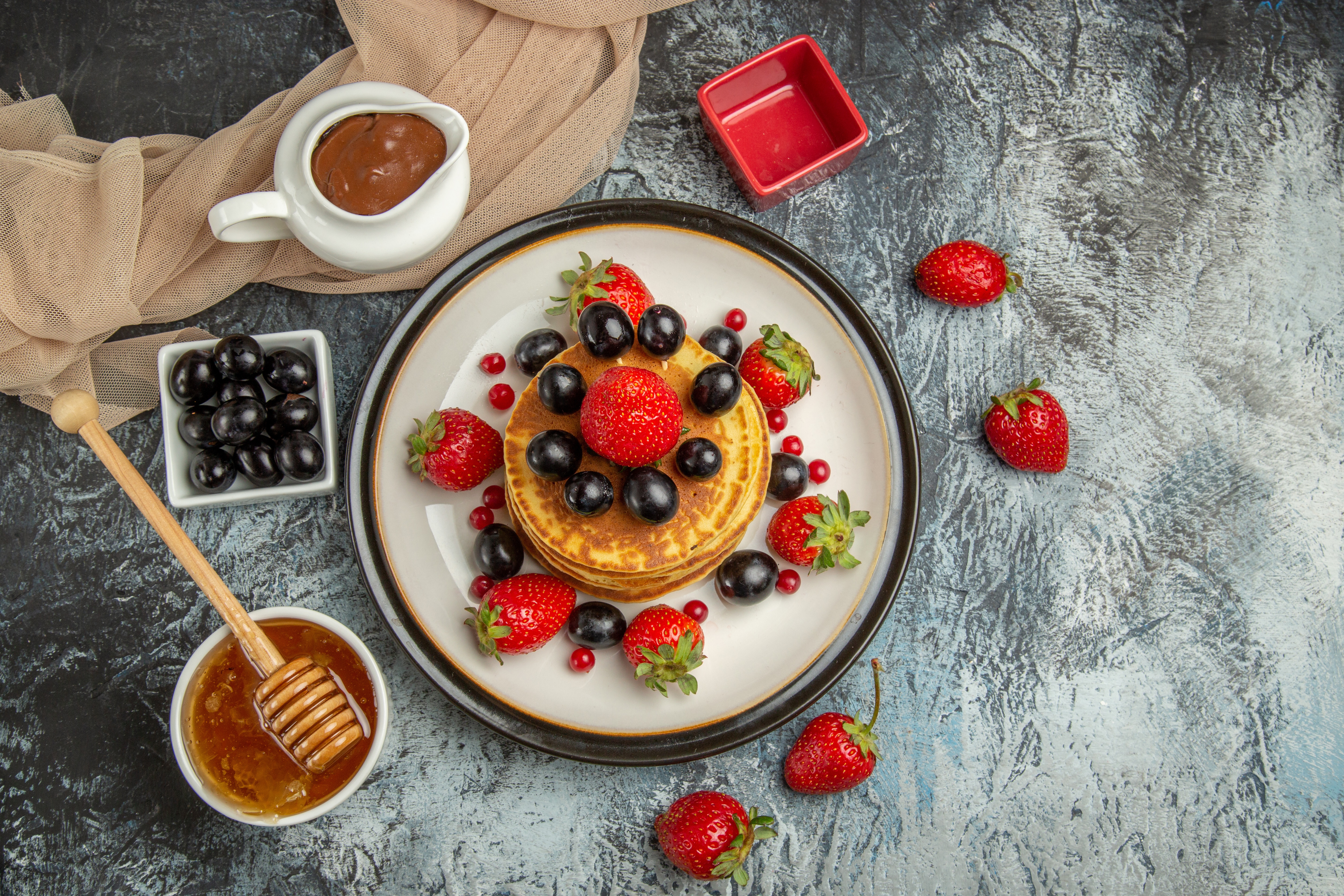 Free download wallpaper Food, Strawberry, Chocolate, Still Life, Berry, Fruit, Honey, Breakfast, Pancake on your PC desktop