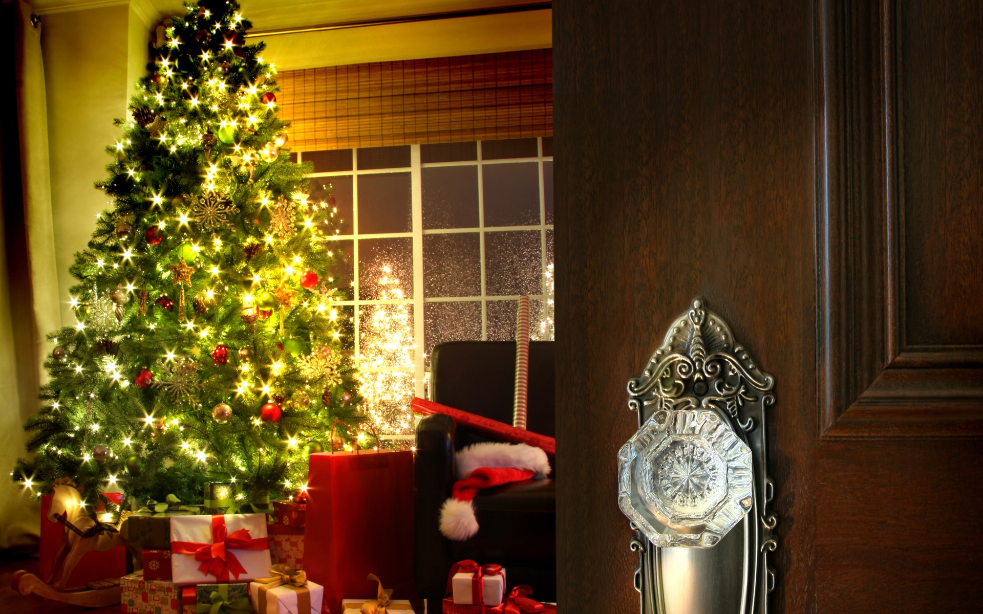 PCデスクトップにクリスマス, 贈り物, クリスマスツリー, クリスマスオーナメント, ホリデー, クリスマスのあかり, サンタハット画像を無料でダウンロード