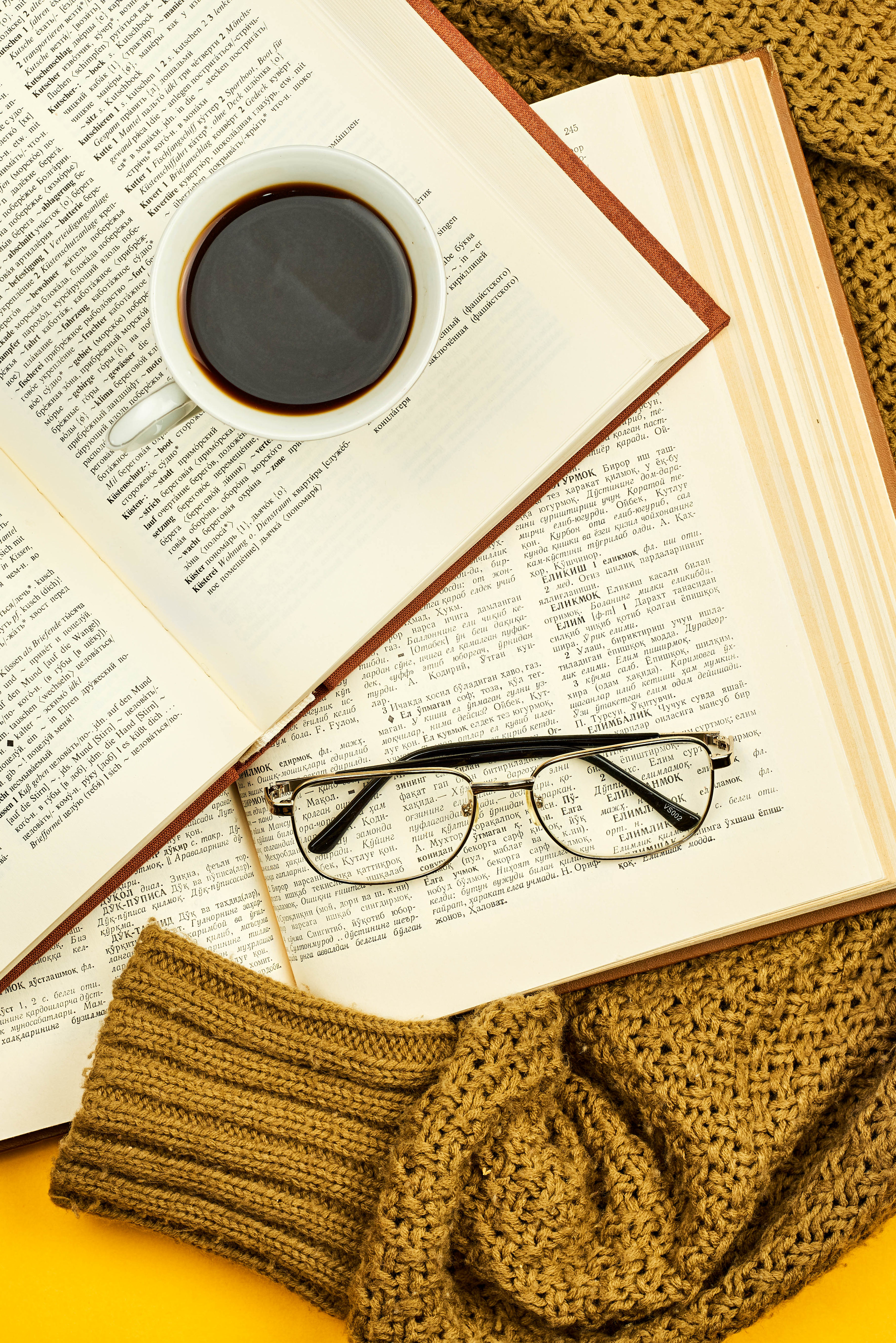 coffee, miscellanea, miscellaneous, text, book, glasses, spectacles, sweater
