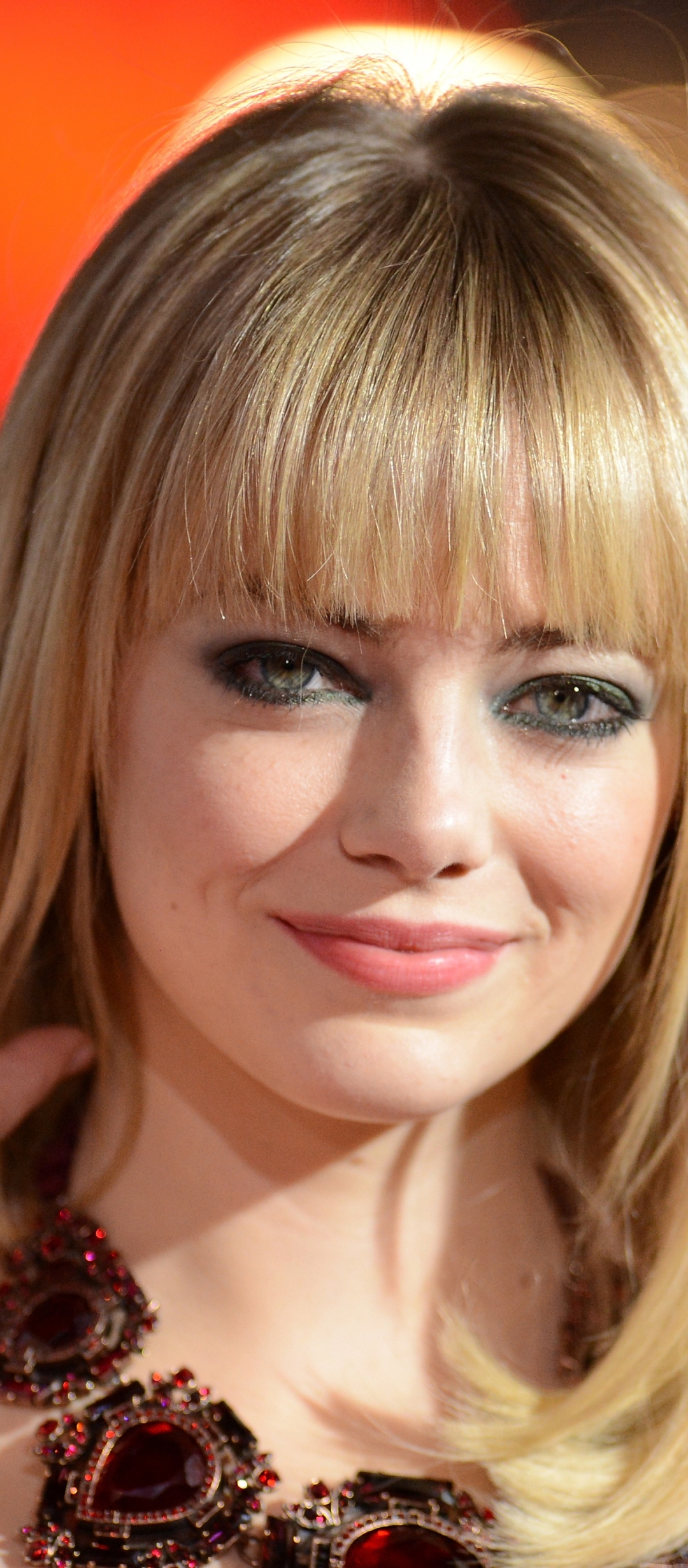 Download mobile wallpaper Emma Stone, Blonde, Face, American, Celebrity, Actress for free.