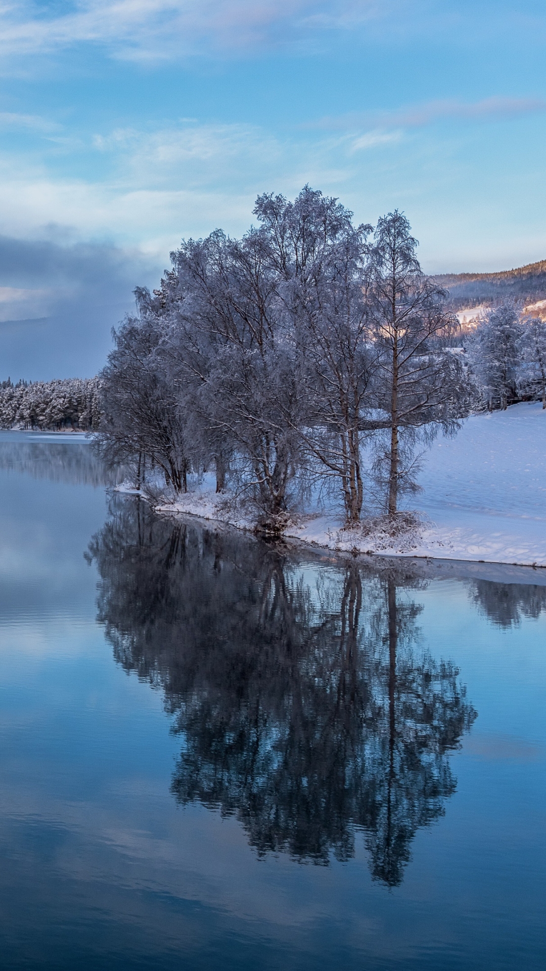 Download mobile wallpaper Winter, Reflection, Earth for free.