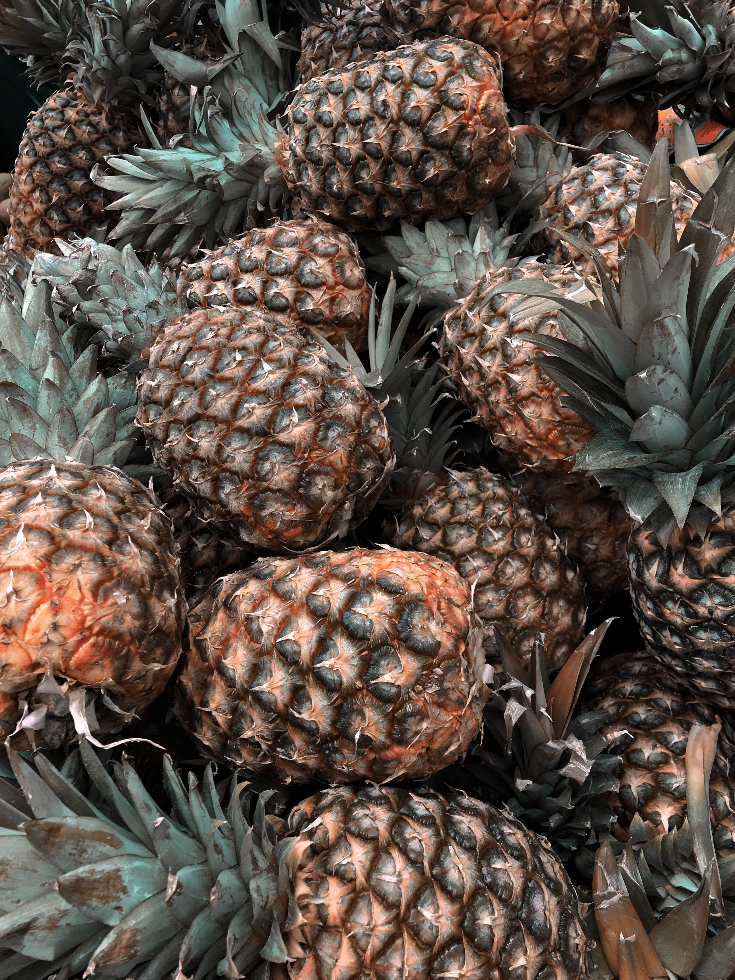 Free download wallpaper Food, Pineapple, Leaves, Tropical, Fruits on your PC desktop