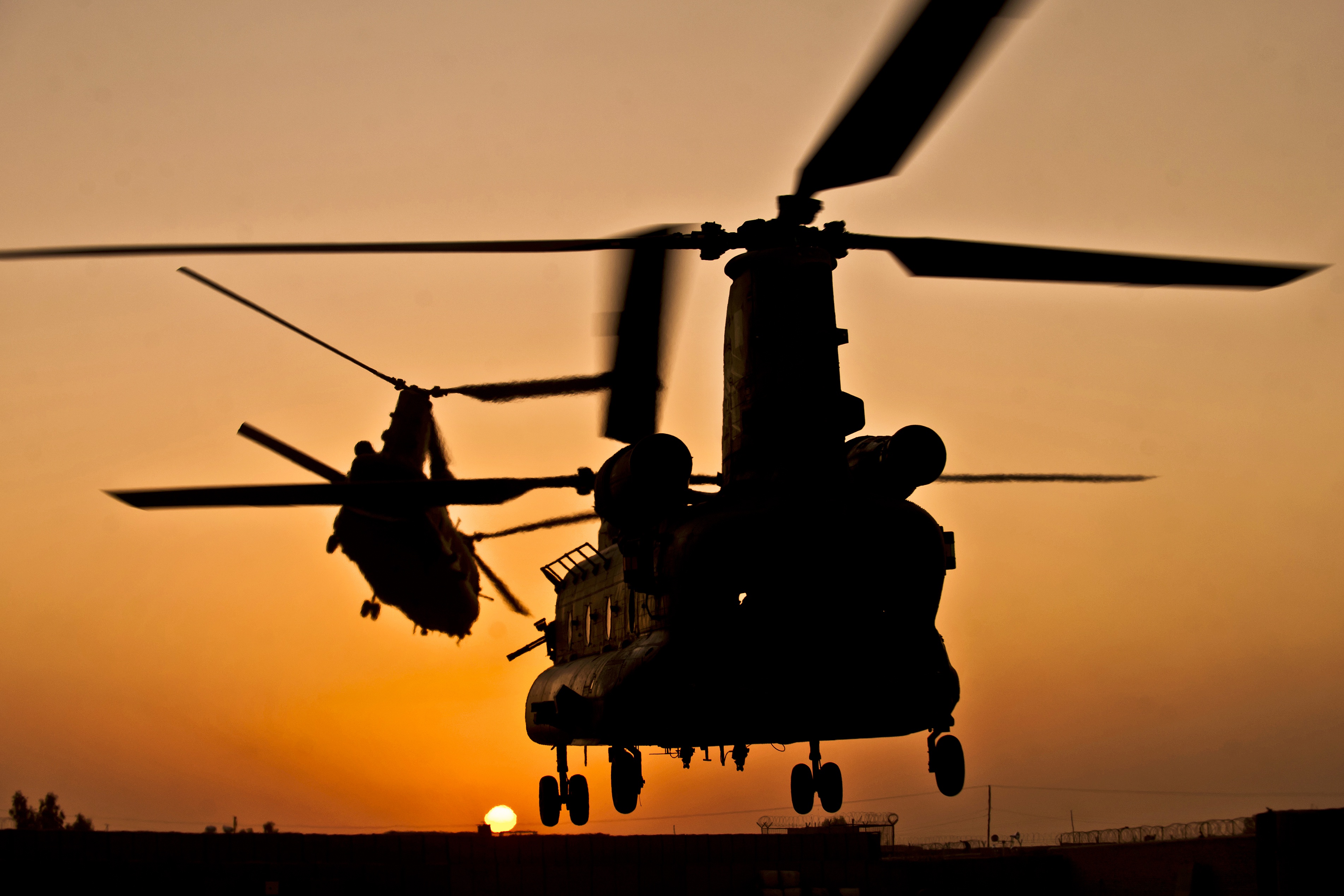 無料モバイル壁紙ヘリコプター, 軍隊, ボーイング Ch 47 チヌーク, 輸送機, 軍用ヘリコプターをダウンロードします。