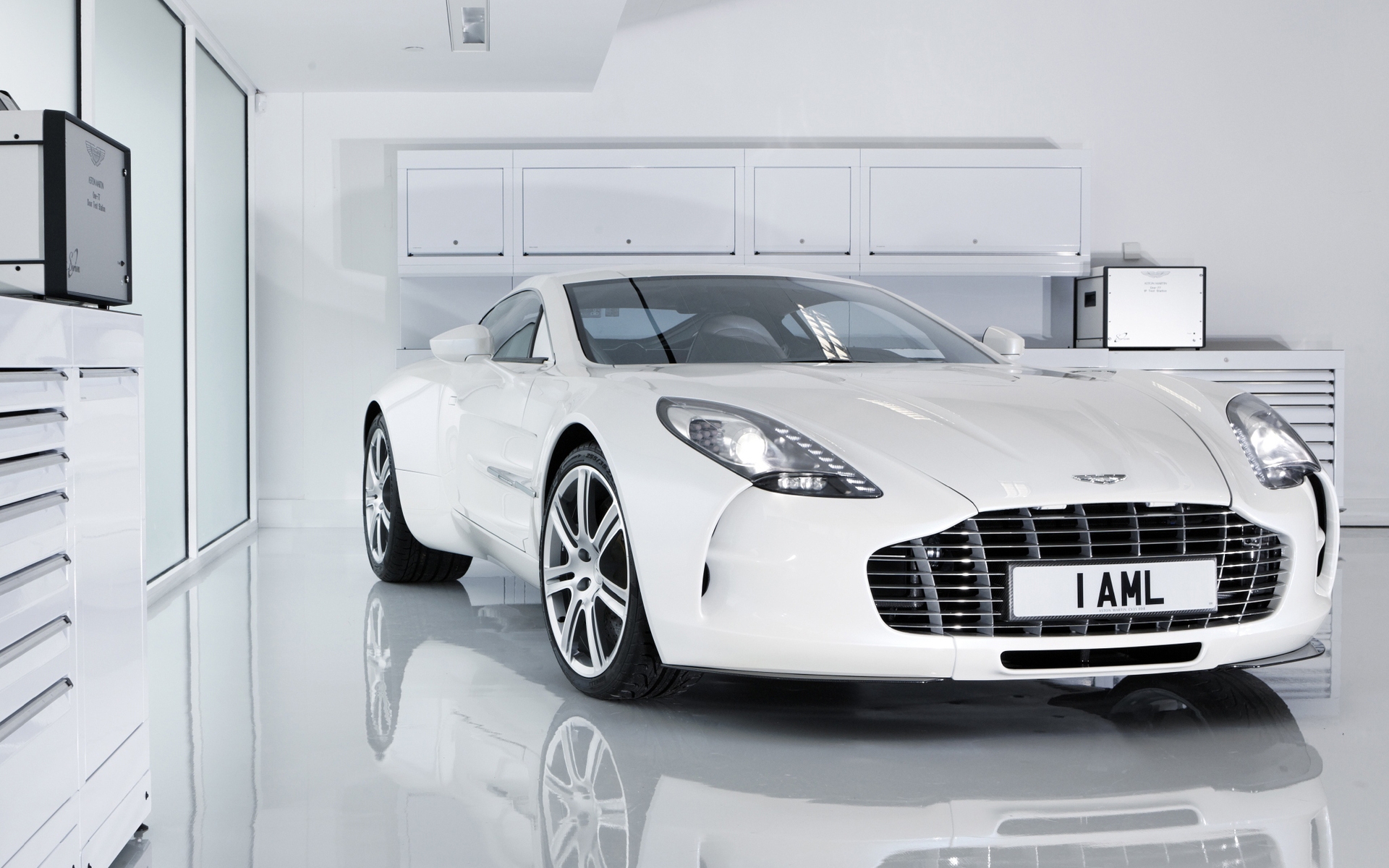 Free download wallpaper Aston Martin, Vehicles on your PC desktop