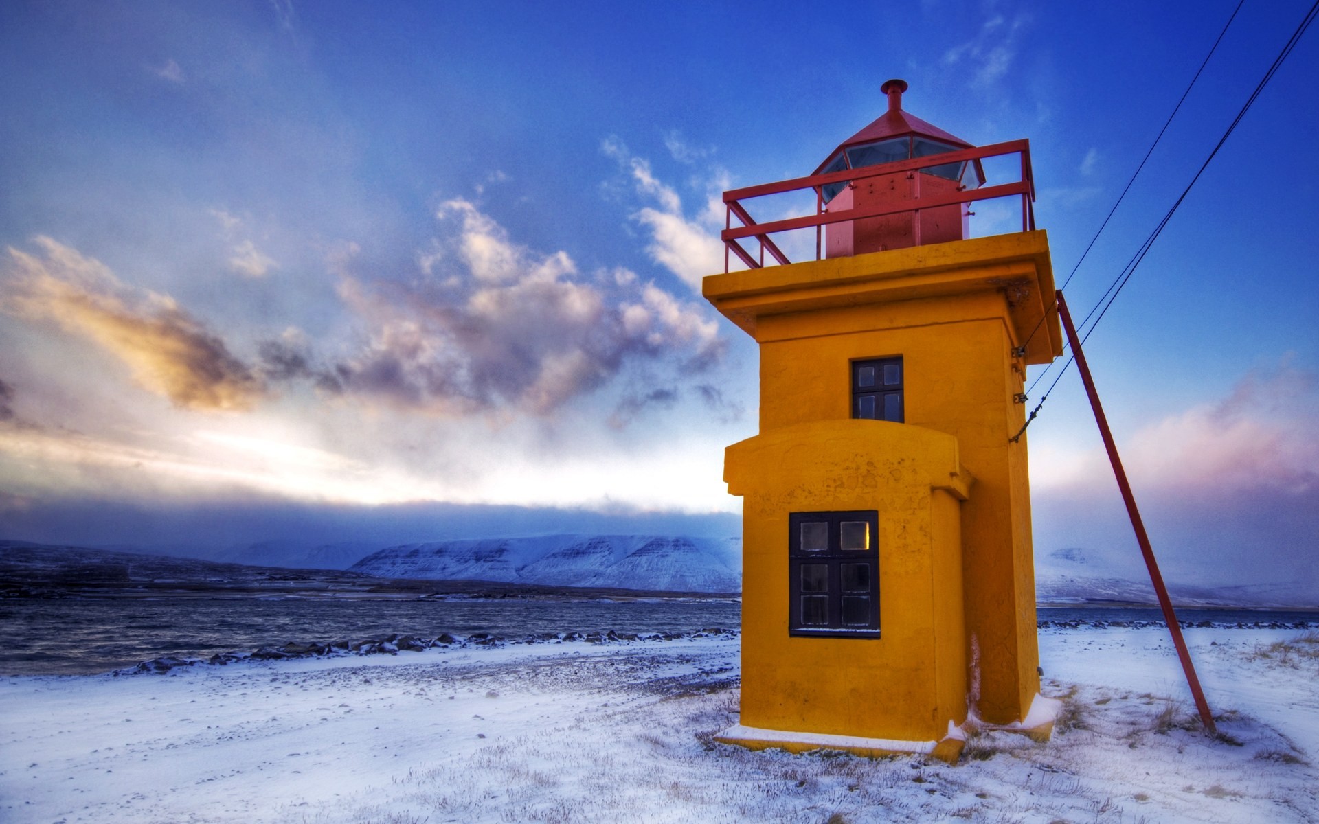 Laden Sie das Leuchtturm, Island, Menschengemacht-Bild kostenlos auf Ihren PC-Desktop herunter