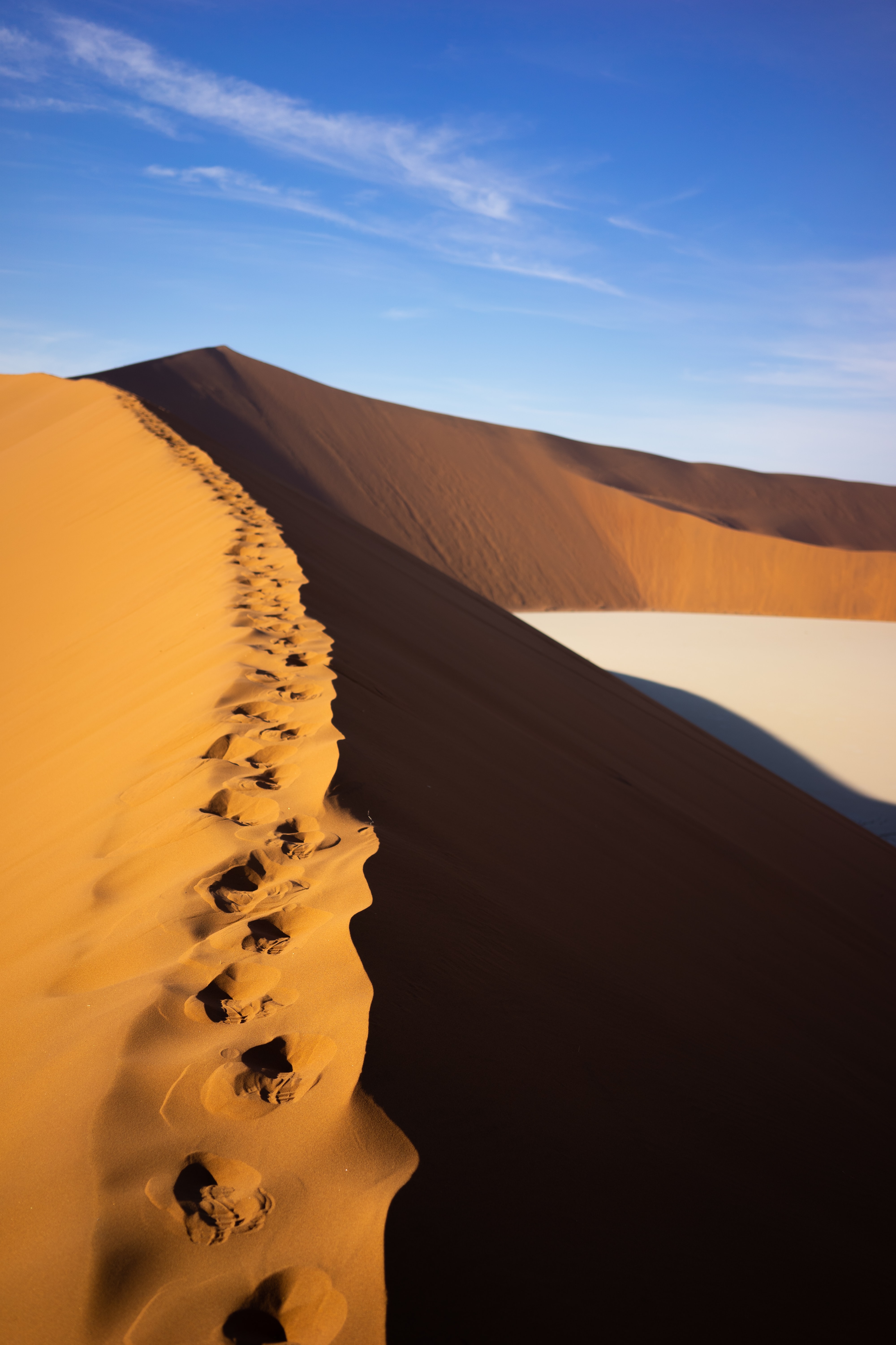 Download mobile wallpaper Traces, Links, Nature, Dunes, Desert for free.