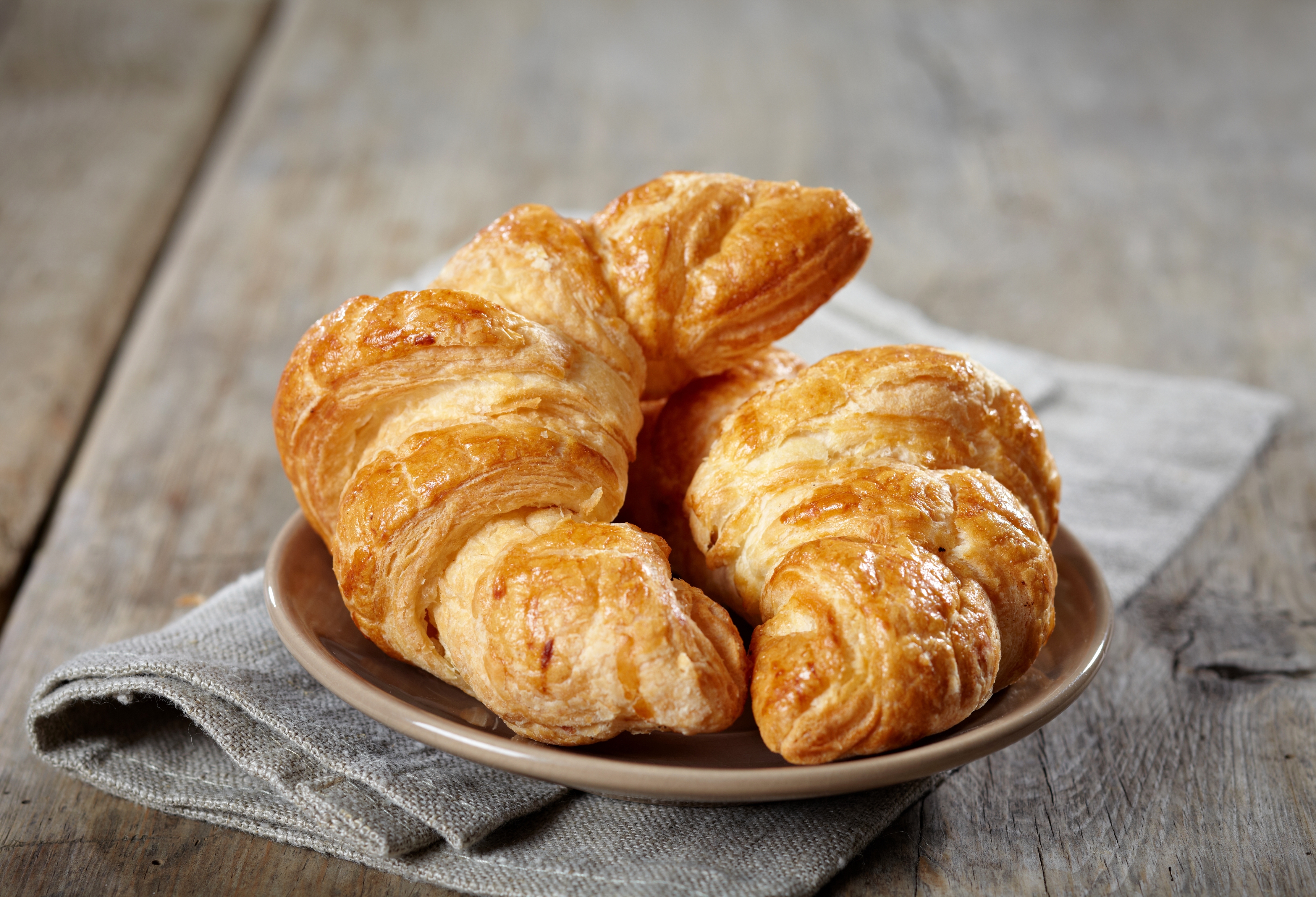 Téléchargez des papiers peints mobile Nourriture, Croissant, Petit Déjeuner gratuitement.