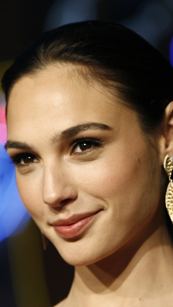 Descarga gratuita de fondo de pantalla para móvil de Celebridades, Gal Gadot.