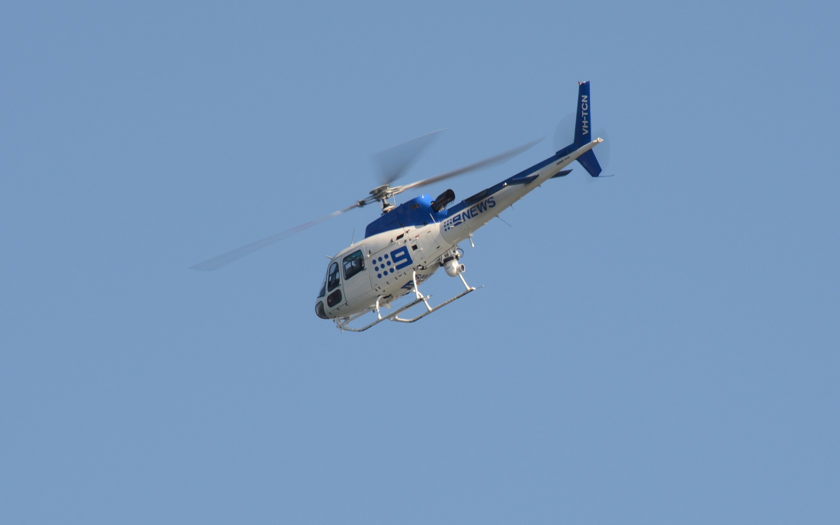 Популярные заставки и фоны Eurocopter As350 Écureuil на компьютер