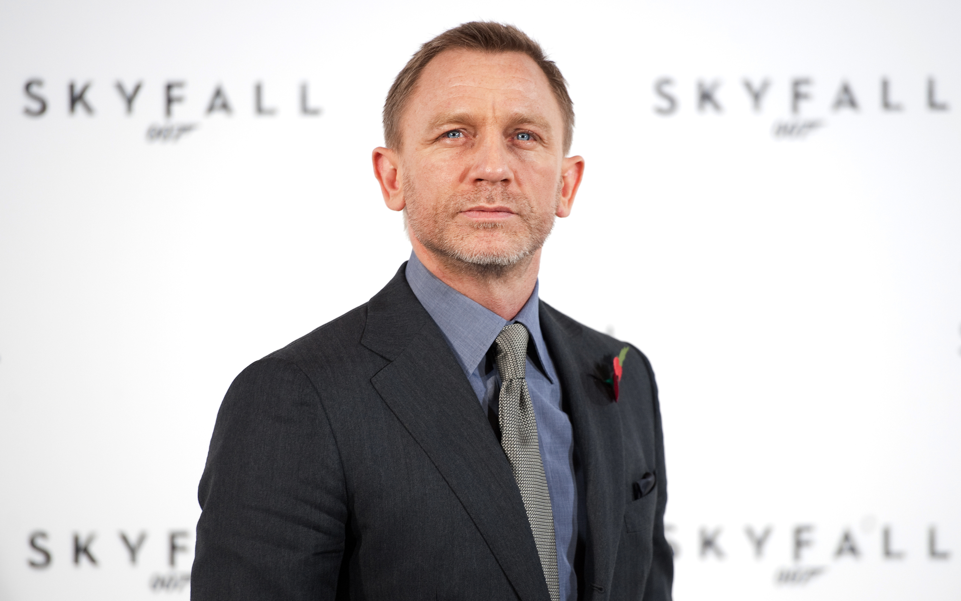 Téléchargez gratuitement l'image Daniel Craig, Anglais, Célébrités, Acteur sur le bureau de votre PC