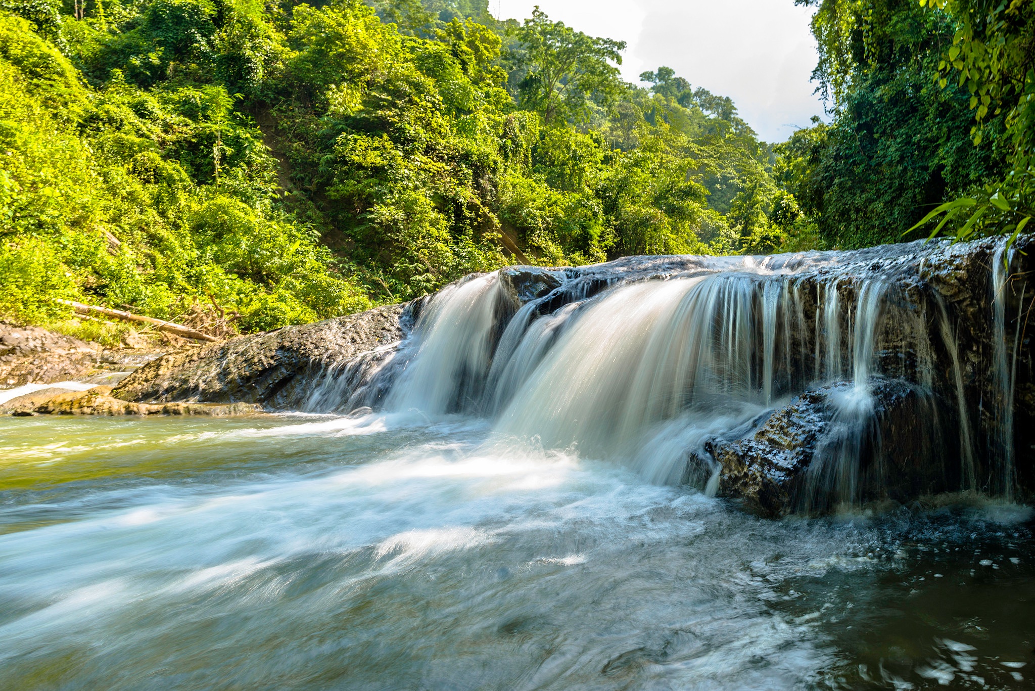 Laden Sie das Natur, Wasserfälle, Wasserfall, Schaum, Erde/natur-Bild kostenlos auf Ihren PC-Desktop herunter