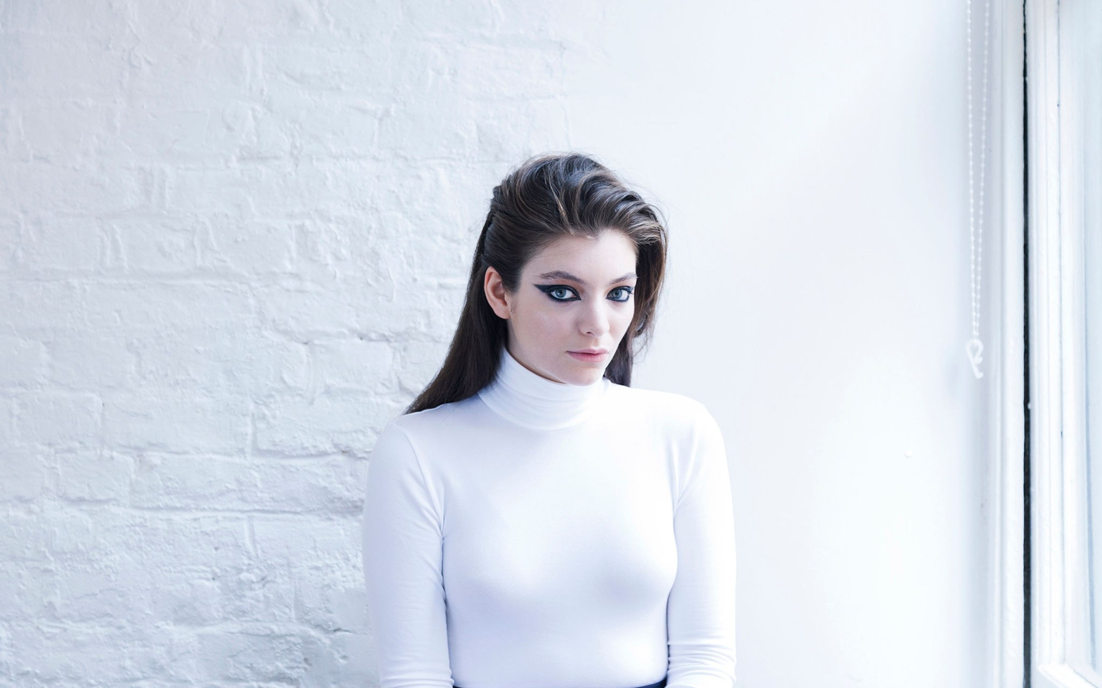 Download mobile wallpaper Music, Lorde for free.