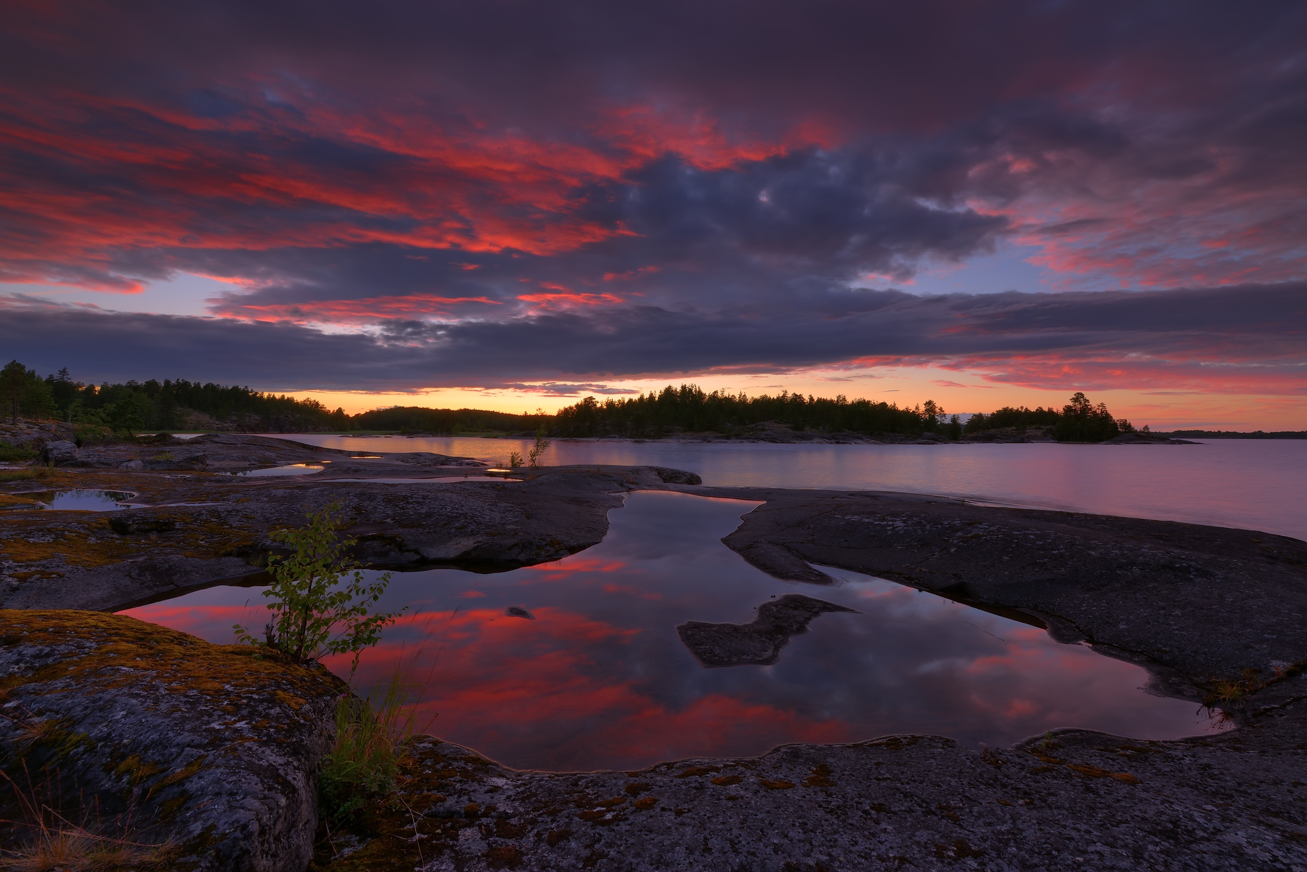 Téléchargez gratuitement l'image Coucher De Soleil, Lac, Nuage, Des Lacs, Terre/nature, Lac Ladoga sur le bureau de votre PC