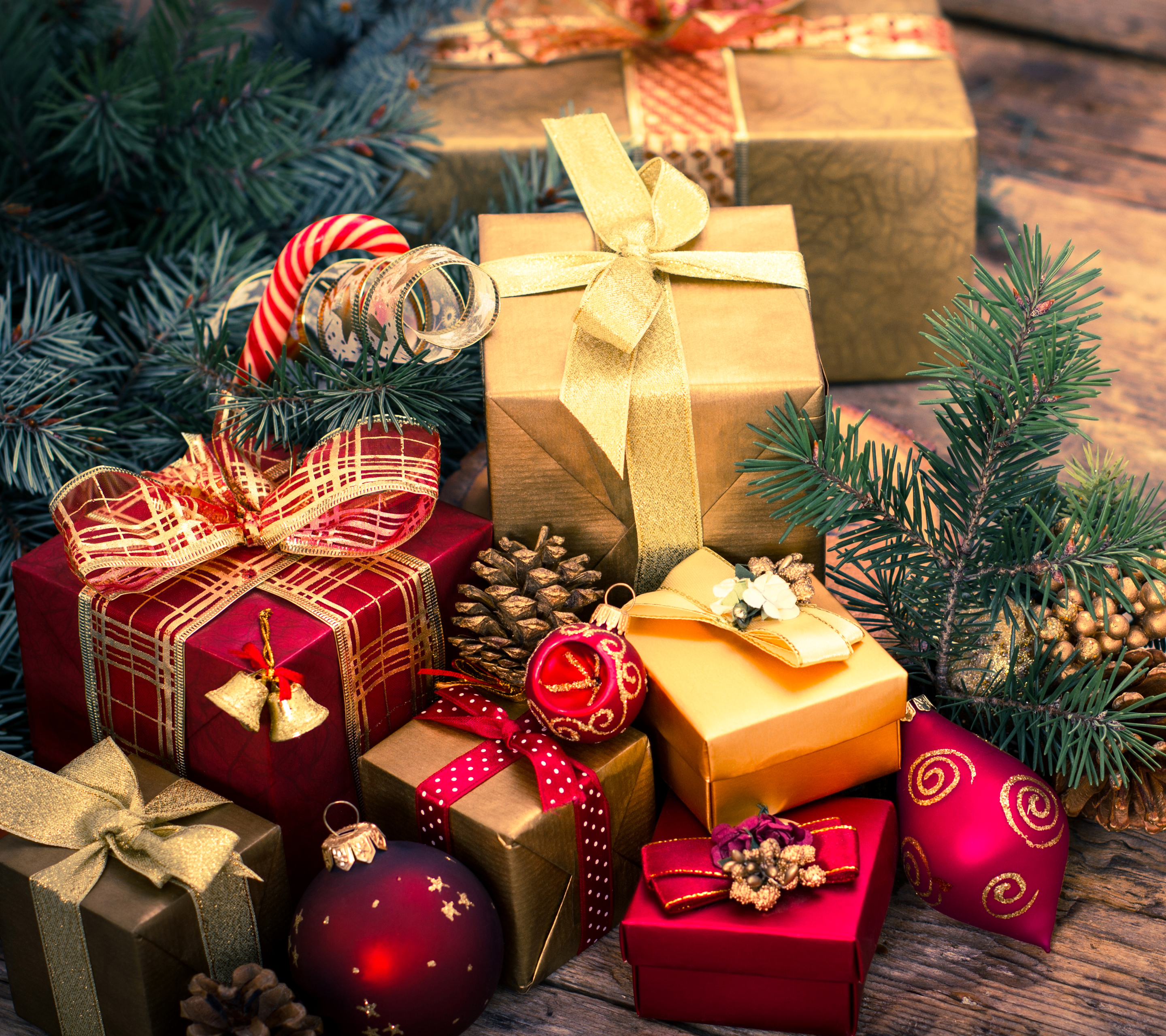 Baixe gratuitamente a imagem Natal, Presente, Enfeites De Natal, Feriados na área de trabalho do seu PC