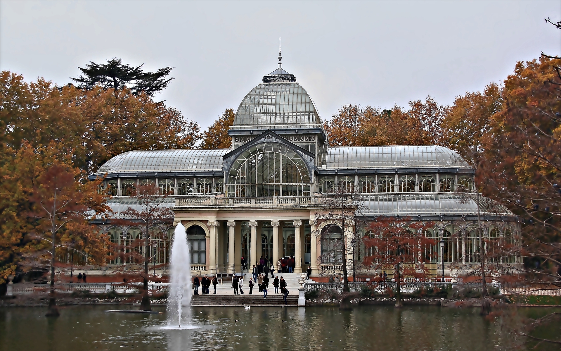 Free download wallpaper Man Made, Palacio De Cristal on your PC desktop