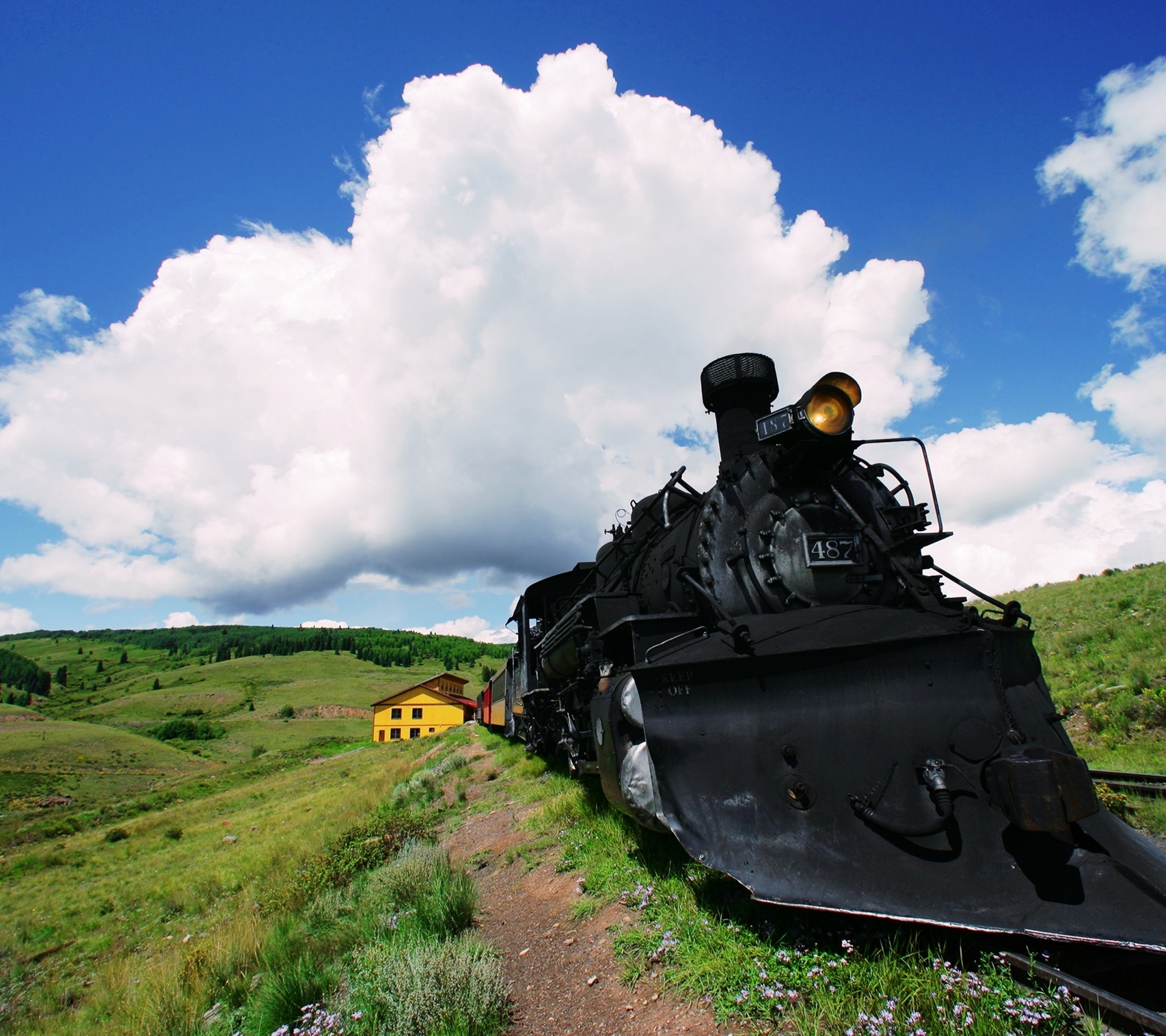 Download mobile wallpaper Landscape, Train, Countryside, Vehicles for free.