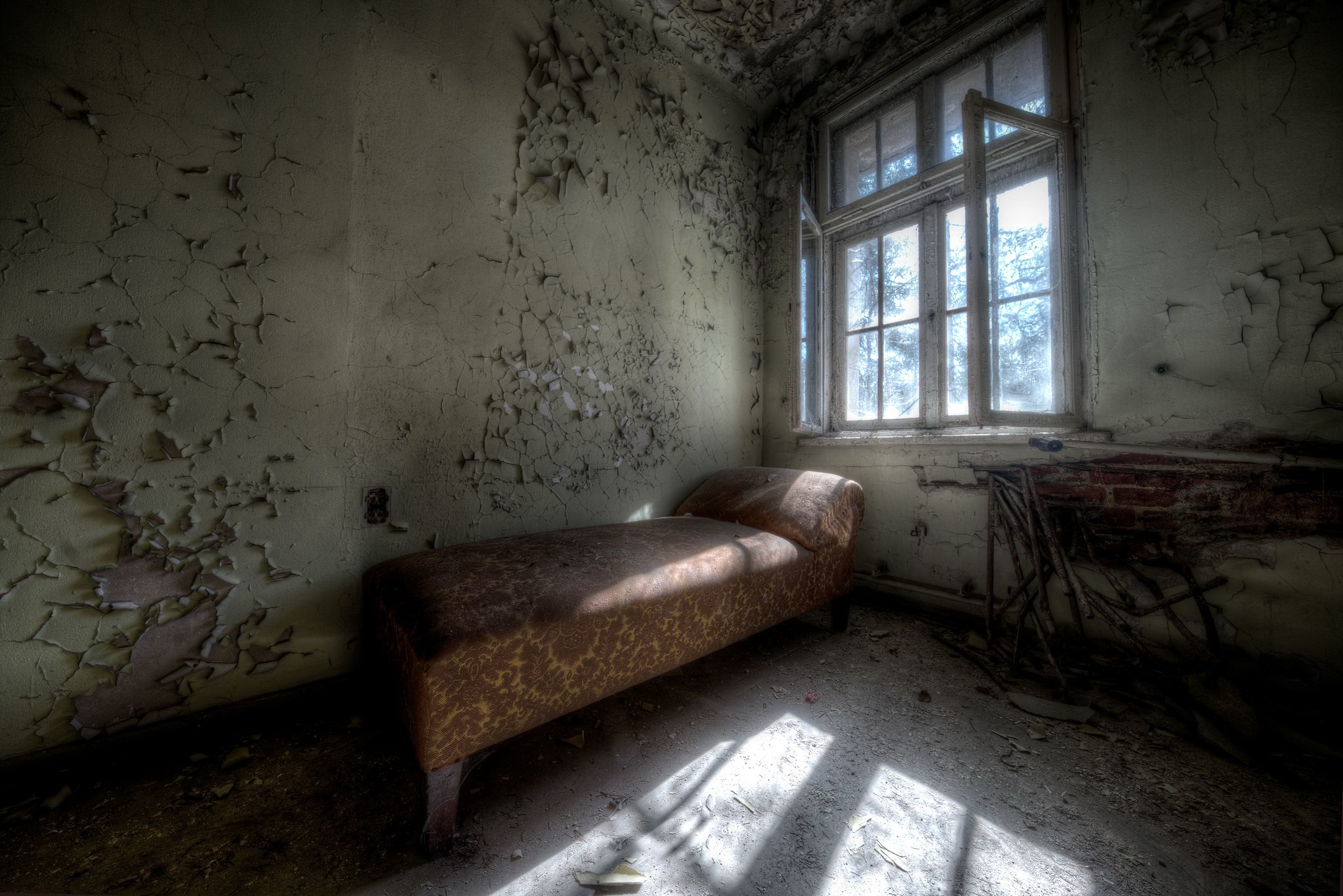 Download mobile wallpaper Window, Room, Bed, Abandoned, Man Made for free.
