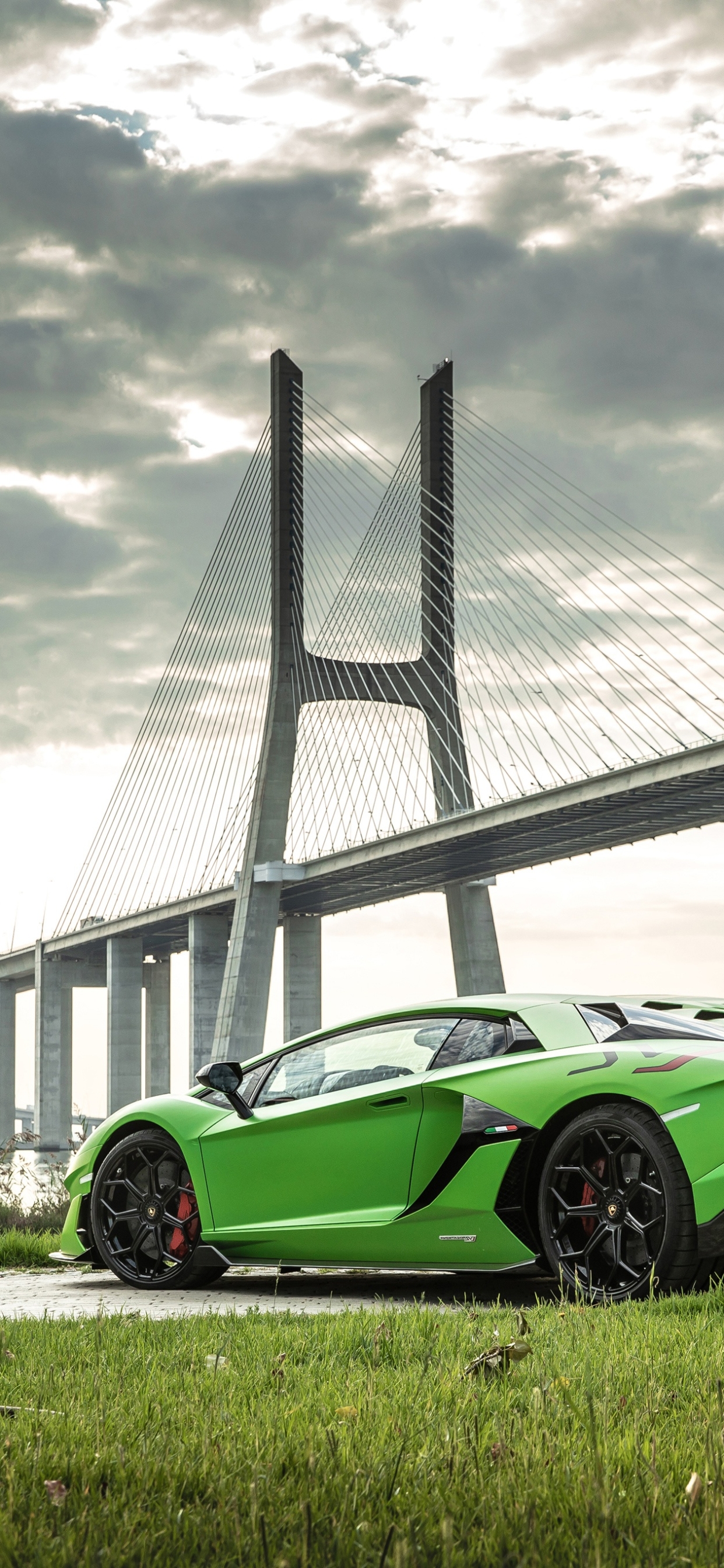 Download mobile wallpaper Lamborghini, Supercar, Lamborghini Aventador, Vehicles, Green Car, Lamborghini Aventador Svj for free.