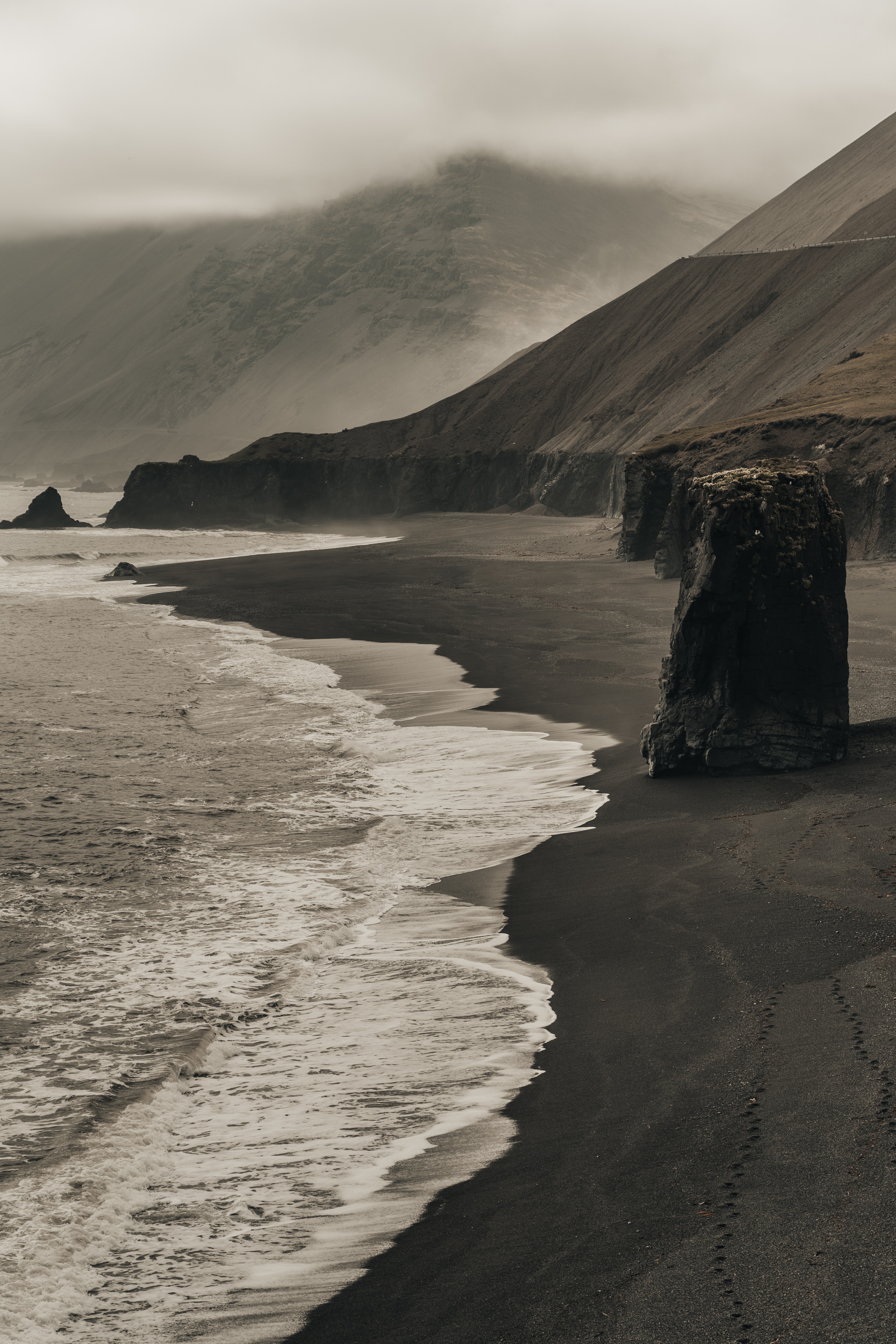 Free download wallpaper Nature, Fog, Rocks, Sea, Waves, Beach on your PC desktop