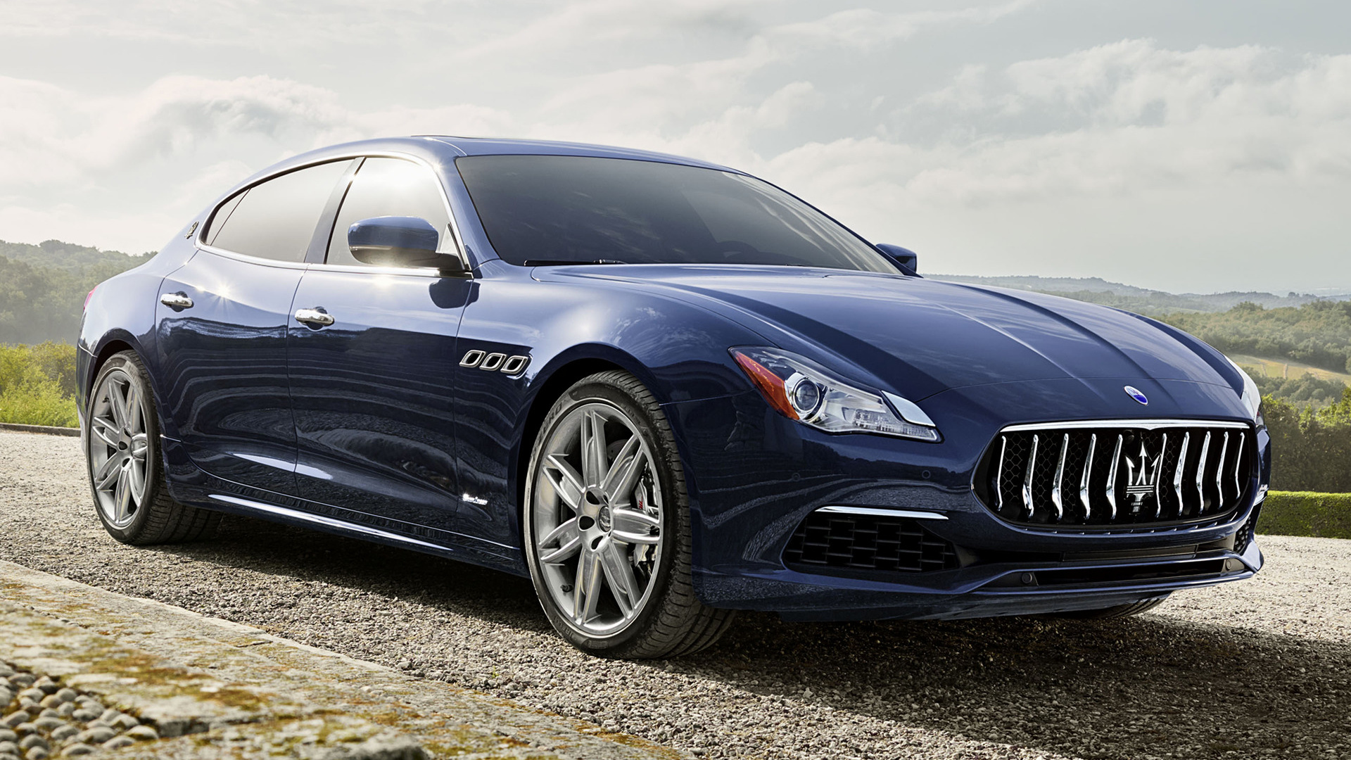 Laden Sie Maserati Quattroporte Gts Granlusso HD-Desktop-Hintergründe herunter