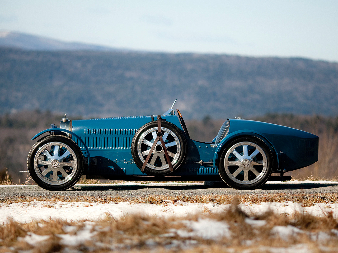 Завантажити шпалери Bugatti Type 35 на телефон безкоштовно