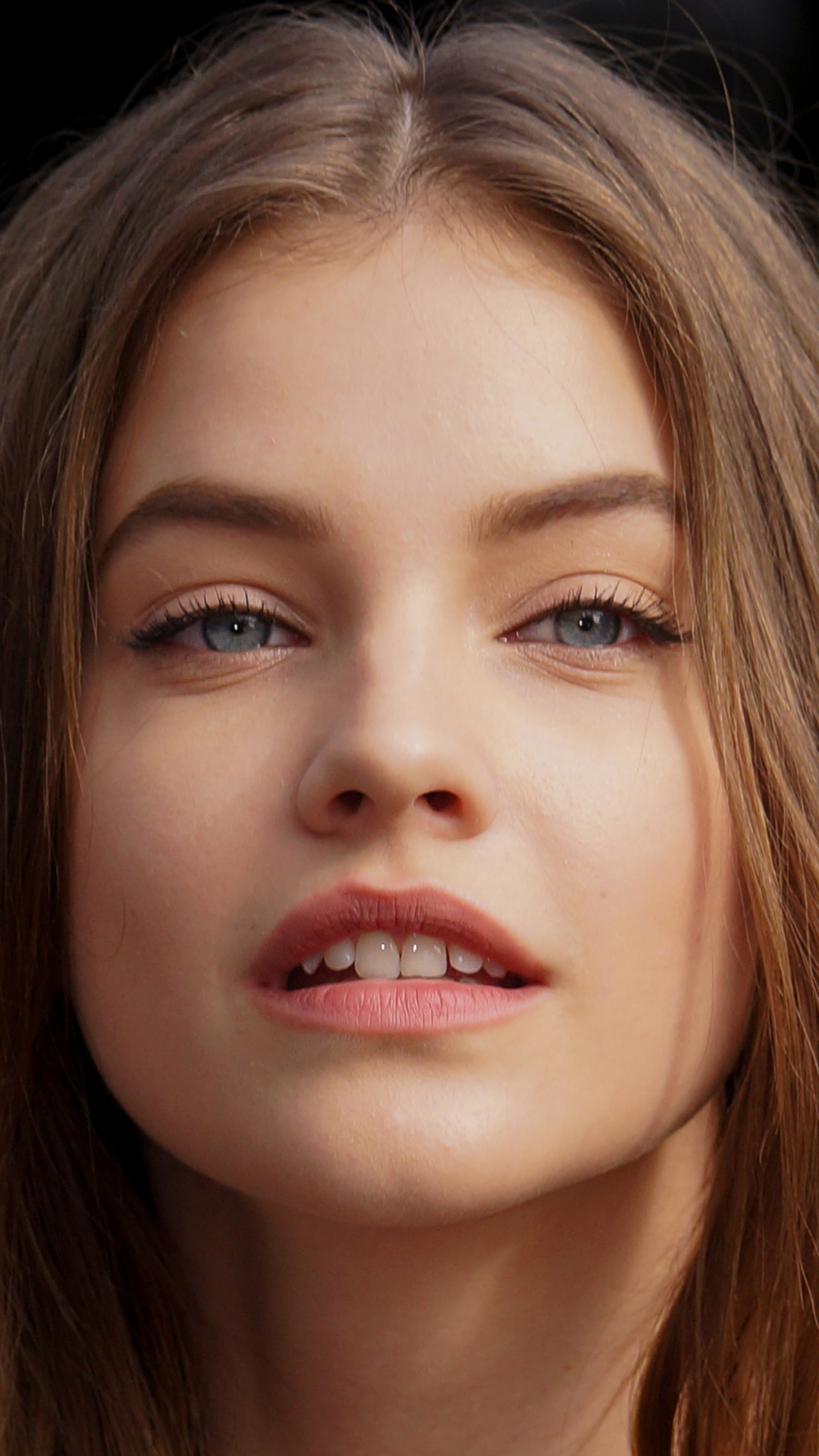 Download mobile wallpaper Celebrity, Barbara Palvin for free.