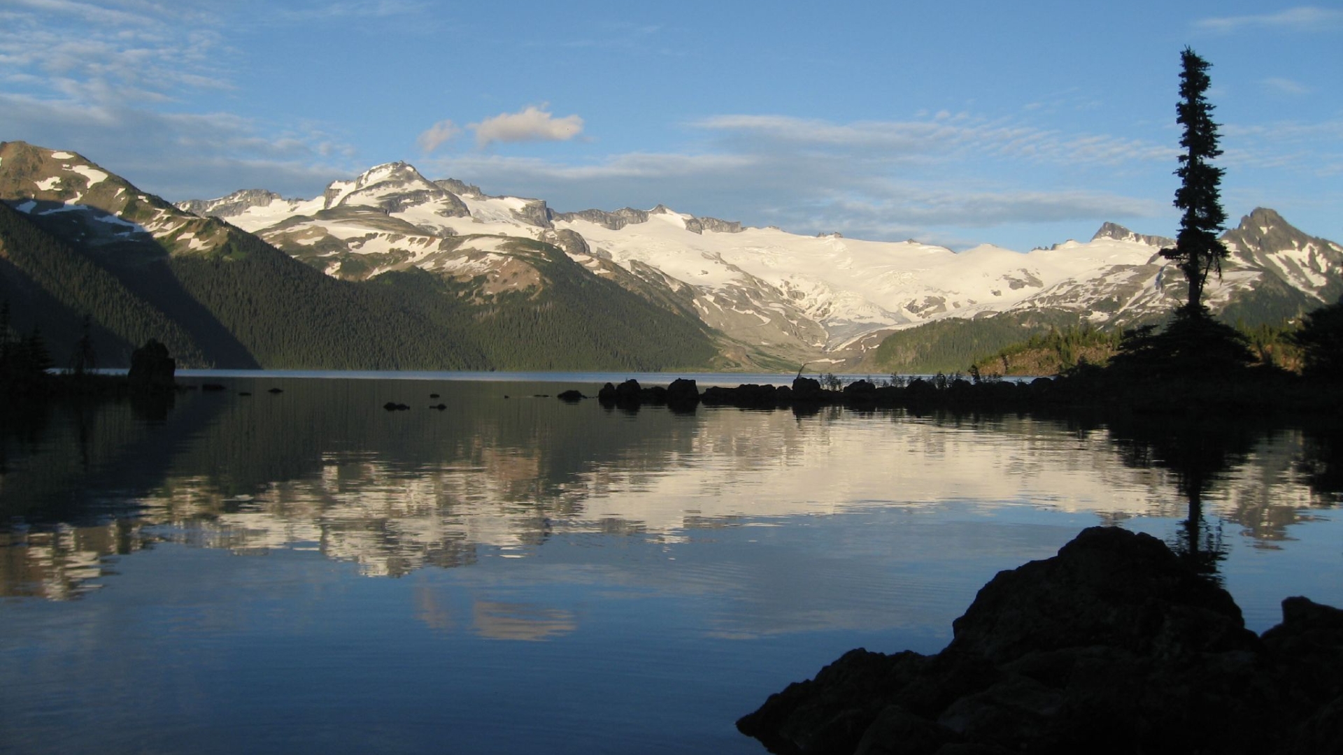 Скачать картинку Озера, Земля/природа, Озеро Гарибальди в телефон бесплатно.