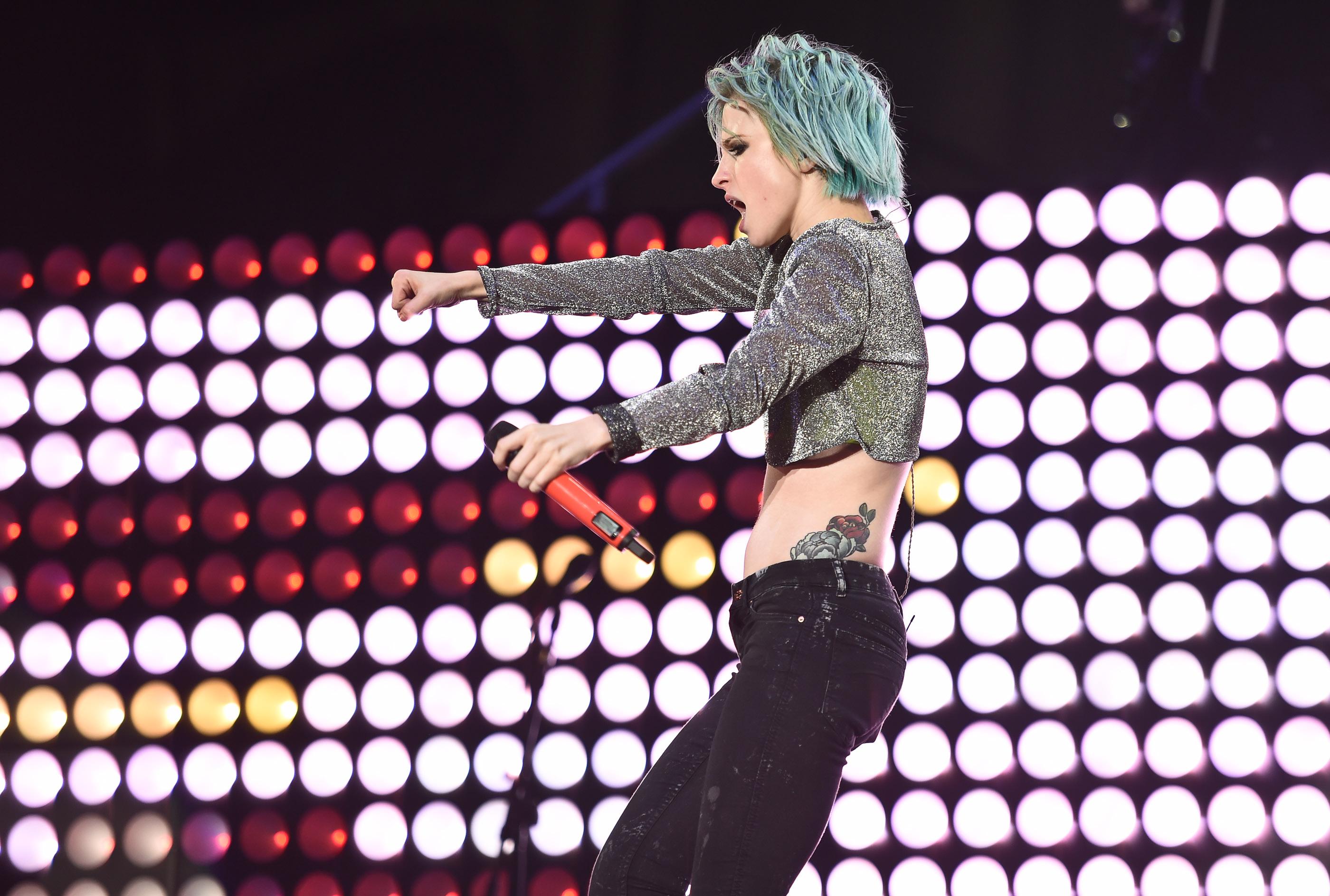 Handy-Wallpaper Musik, Hayley Williams kostenlos herunterladen.