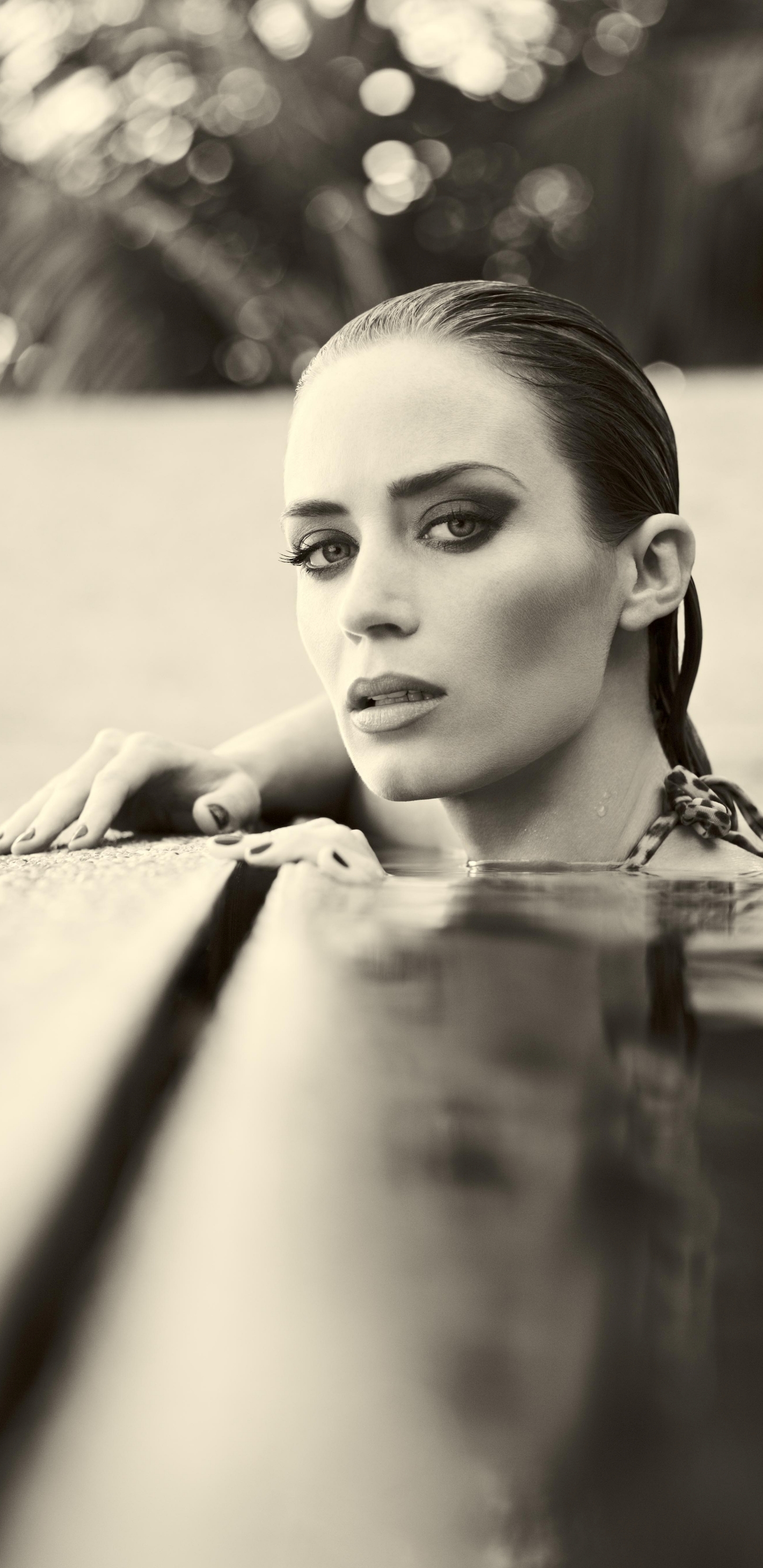 Download mobile wallpaper Celebrity, Emily Blunt for free.