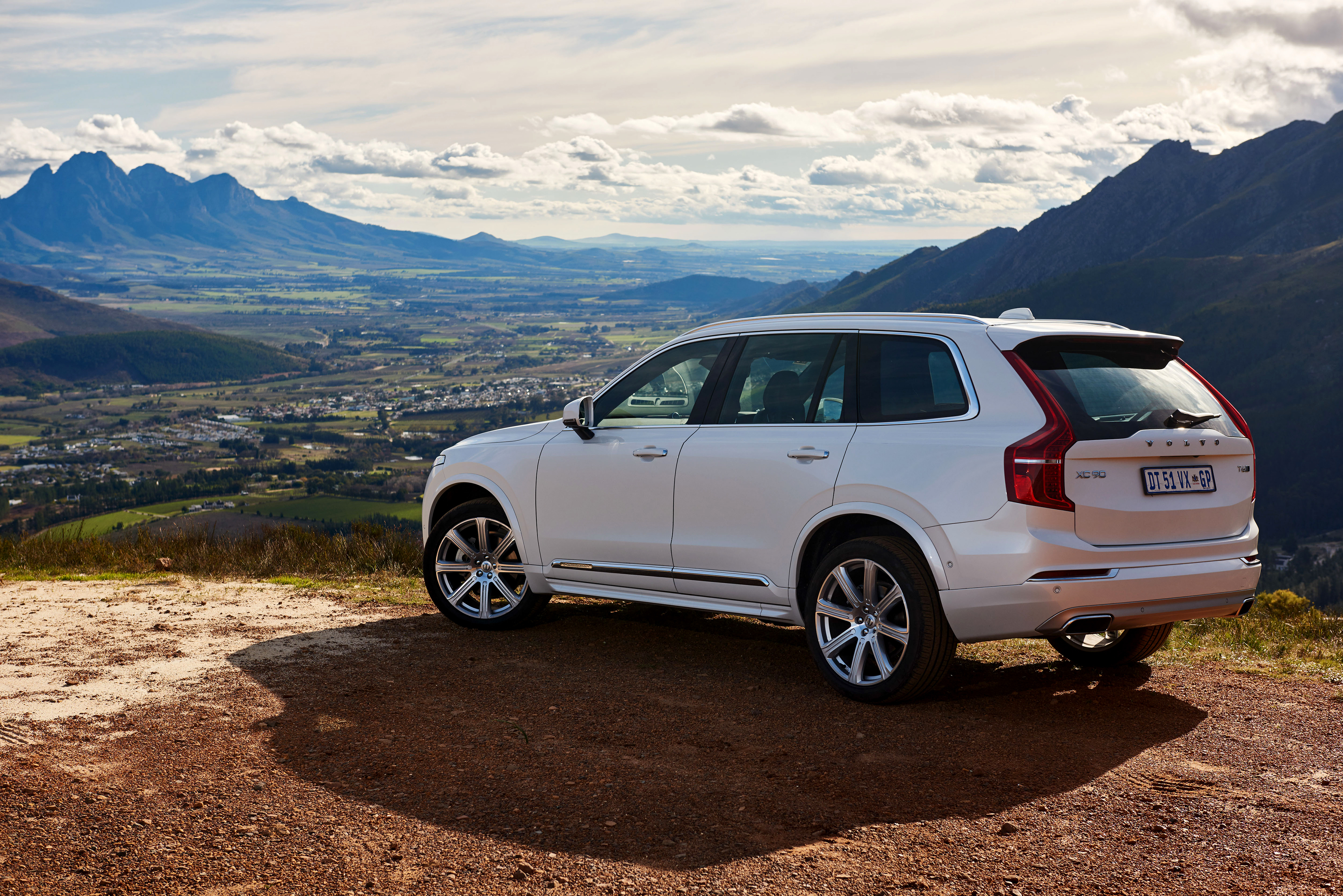 Download mobile wallpaper Volvo, Car, Suv, Volvo Xc90, Vehicles, White Car for free.