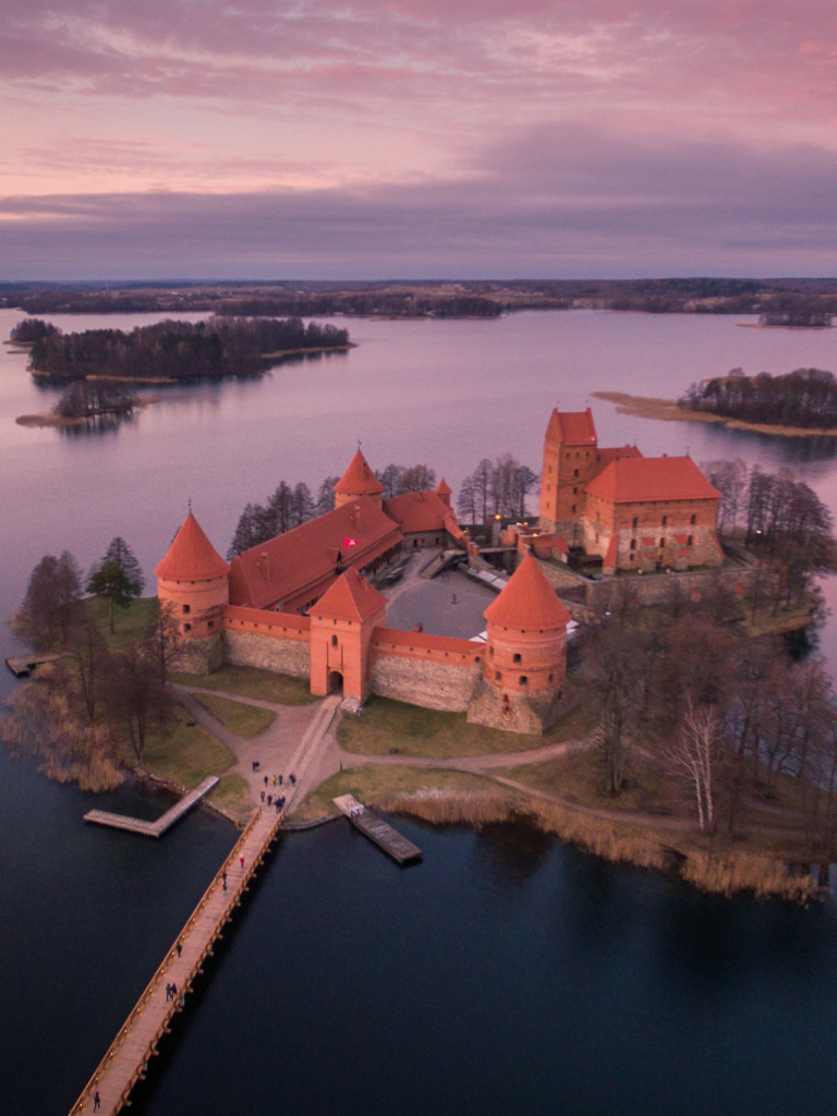 Download mobile wallpaper Castles, Horizon, Lake, Lithuania, Aerial, Man Made, Castle, Trakai Island Castle, Trakai for free.