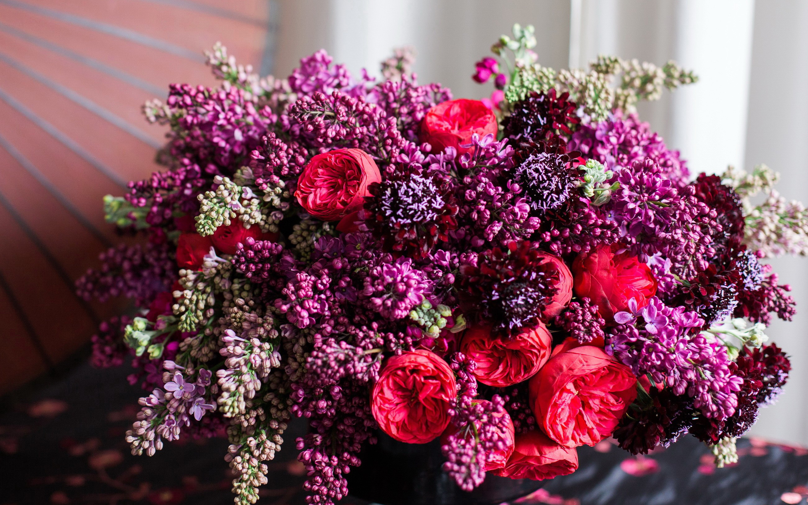 Laden Sie das Blume, Bunt, Lila Blume, Rote Blume, Menschengemacht, Flieder-Bild kostenlos auf Ihren PC-Desktop herunter