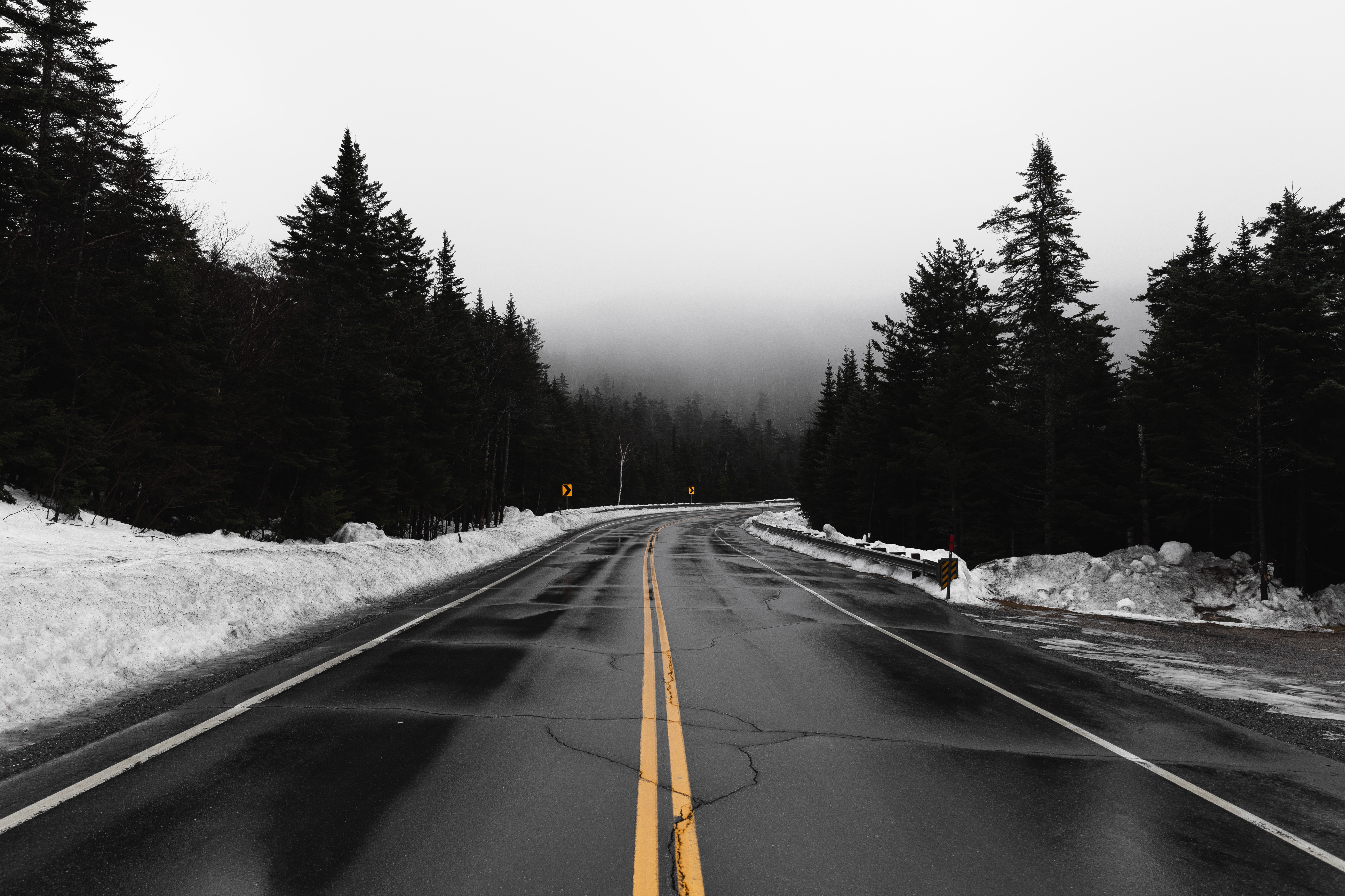 mainly cloudy, nature, fog, snow, road, turn, overcast