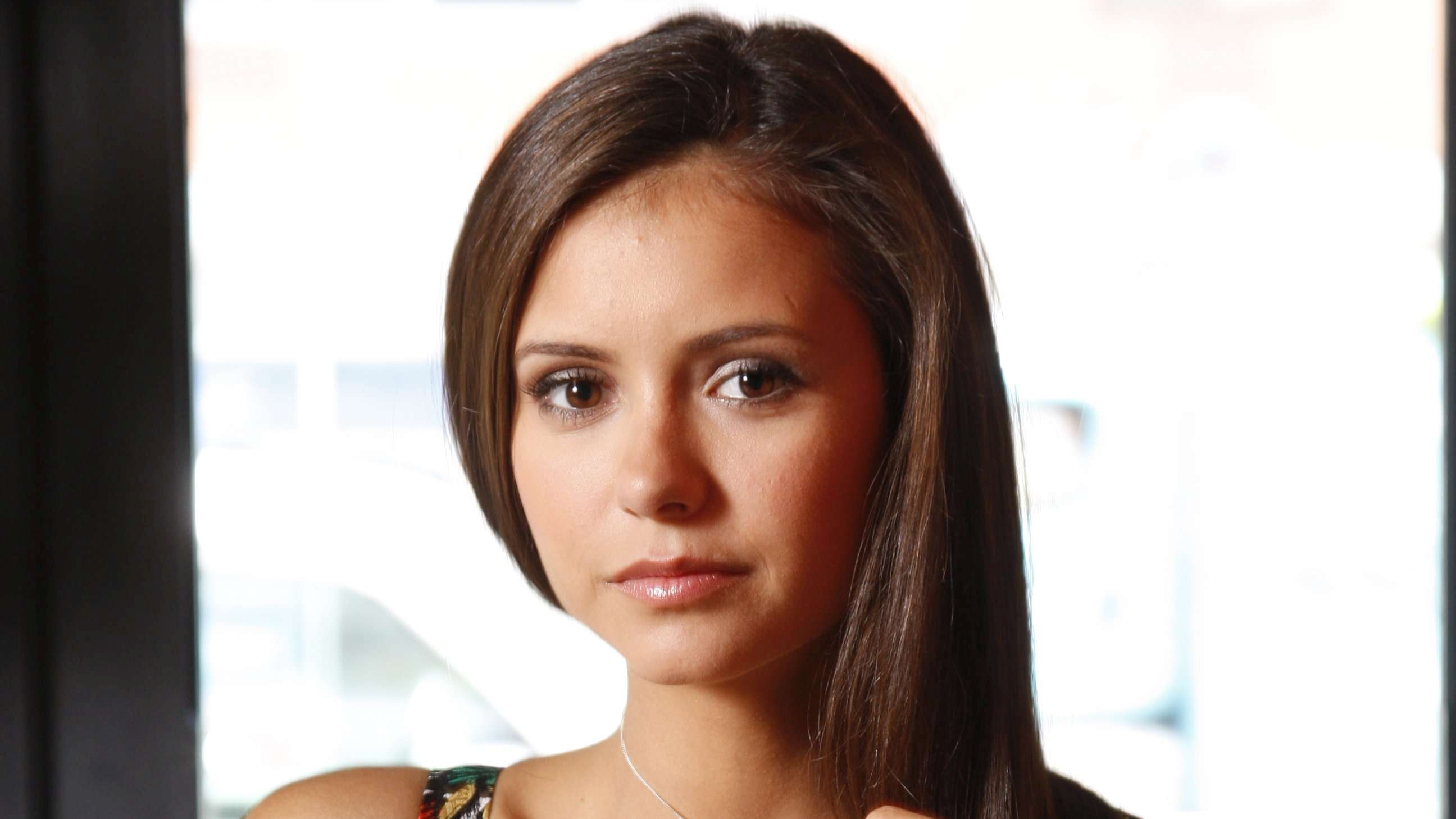 Free download wallpaper Celebrity, Nina Dobrev on your PC desktop