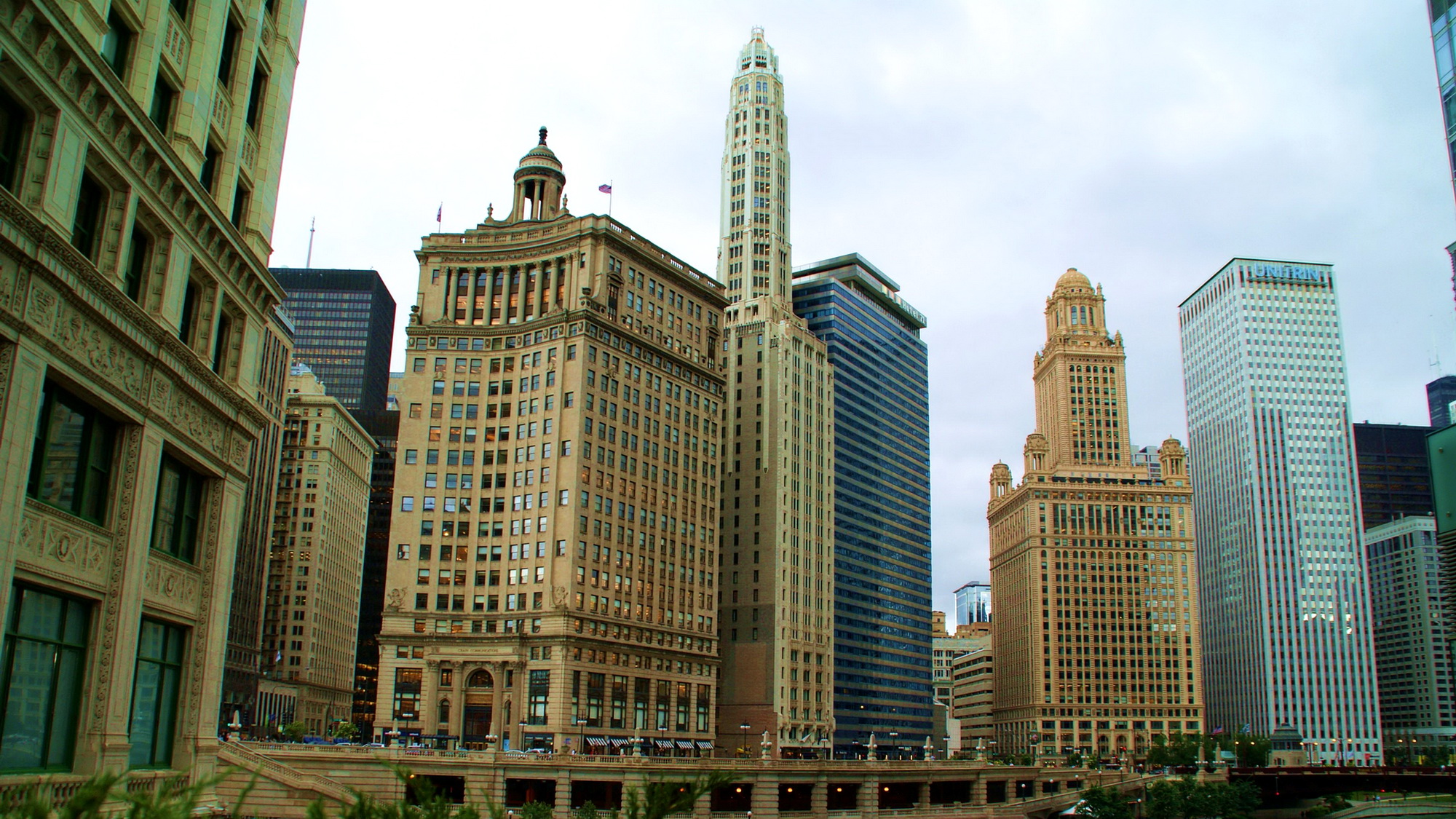 Handy-Wallpaper Architektur, Chicago, Stadtbild, Wolkenkratzer, Gebäude, Städte, Menschengemacht kostenlos herunterladen.