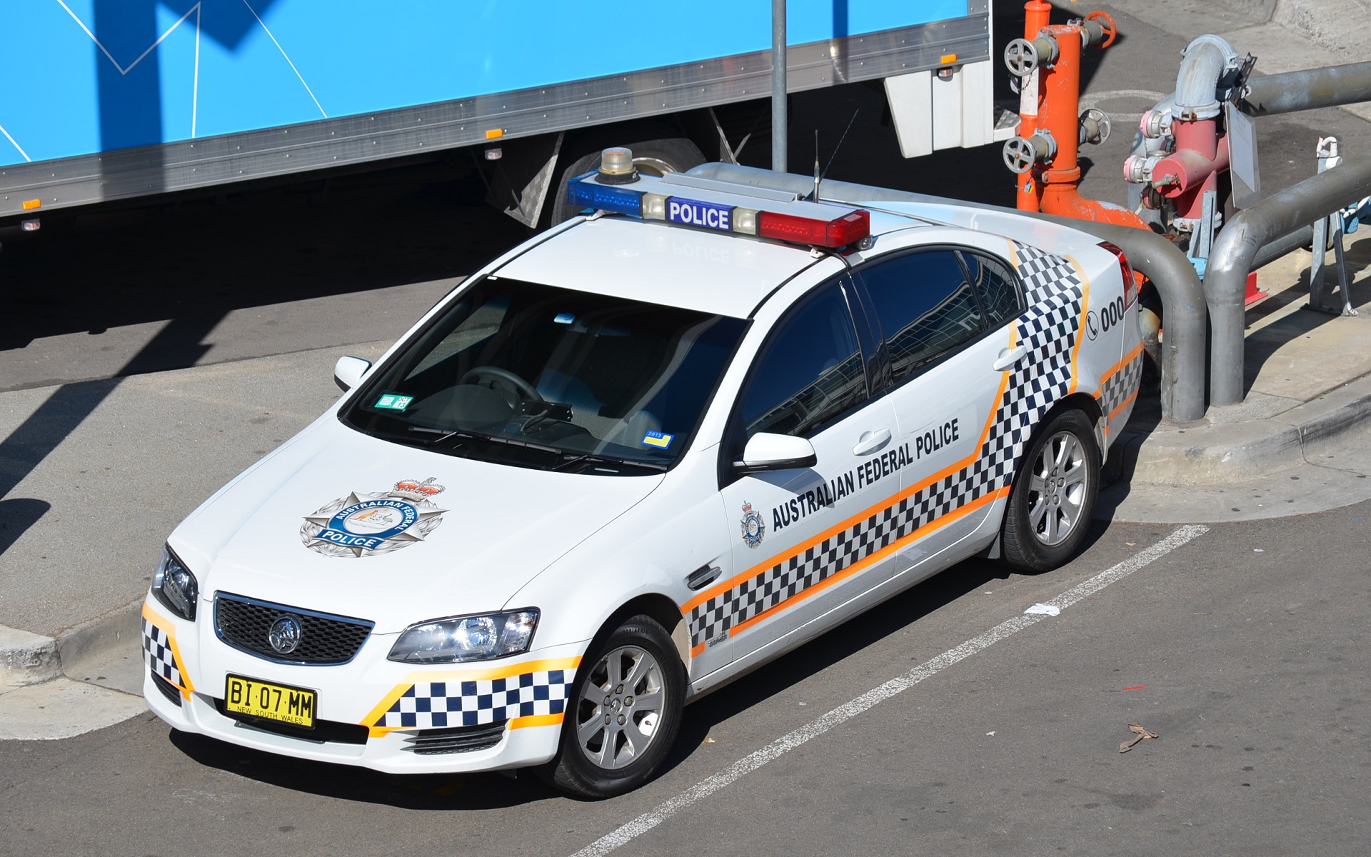 Baixar papel de parede para celular de Carro, Holden, Polícia, Veículos, Carro De Polícia, Holden Omega gratuito.