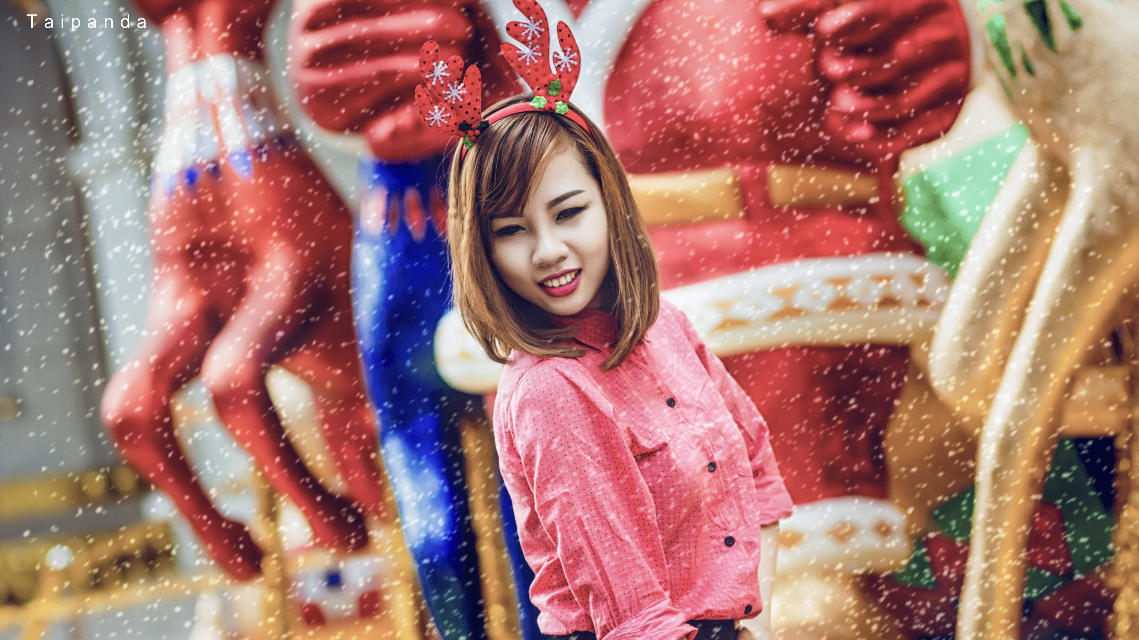 Free download wallpaper Christmas, Holiday, Brunette, Asian on your PC desktop