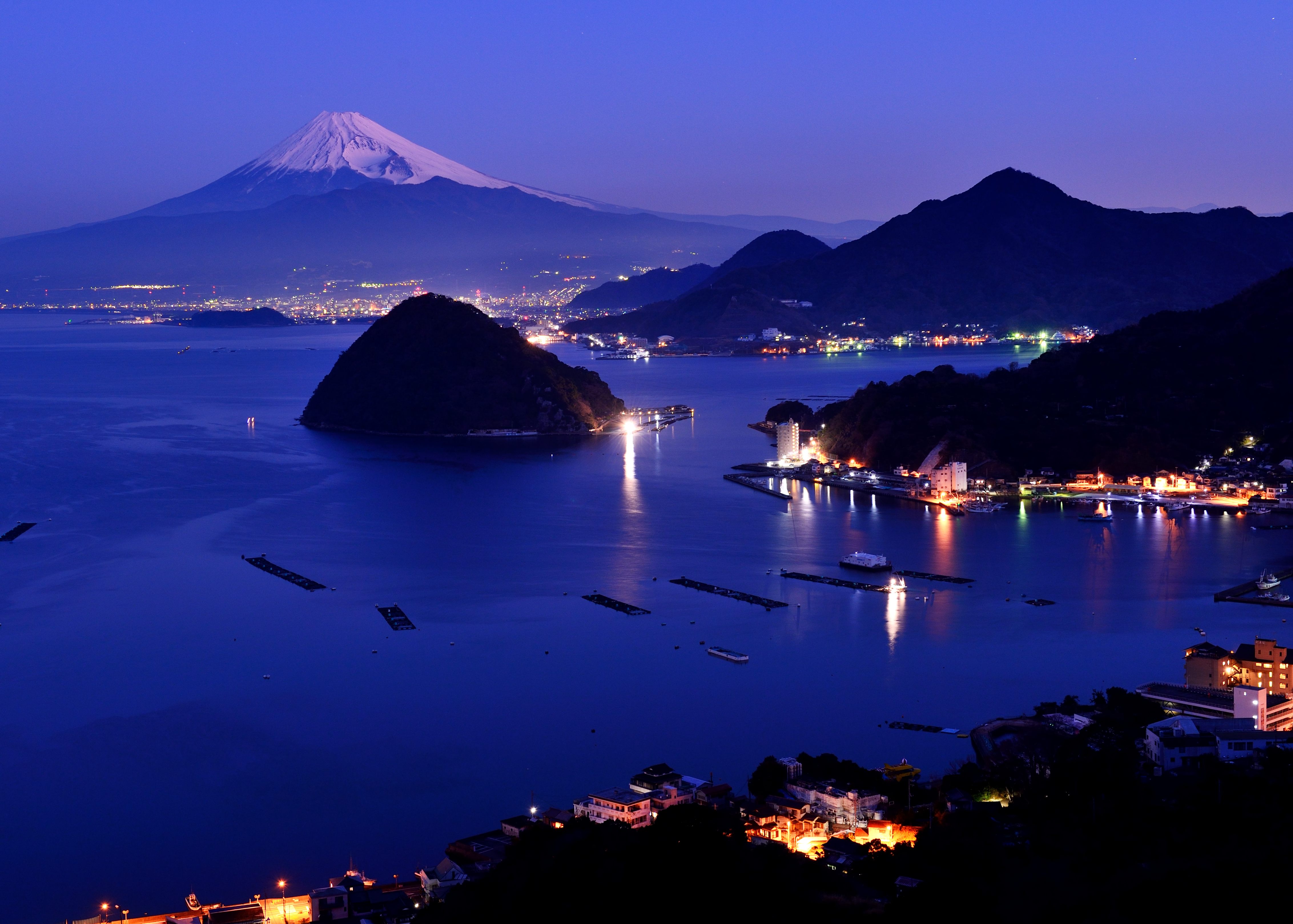 354244 Bild herunterladen erde/natur, fujisan, japan, landschaft, nacht, vulkan, vulkane - Hintergrundbilder und Bildschirmschoner kostenlos