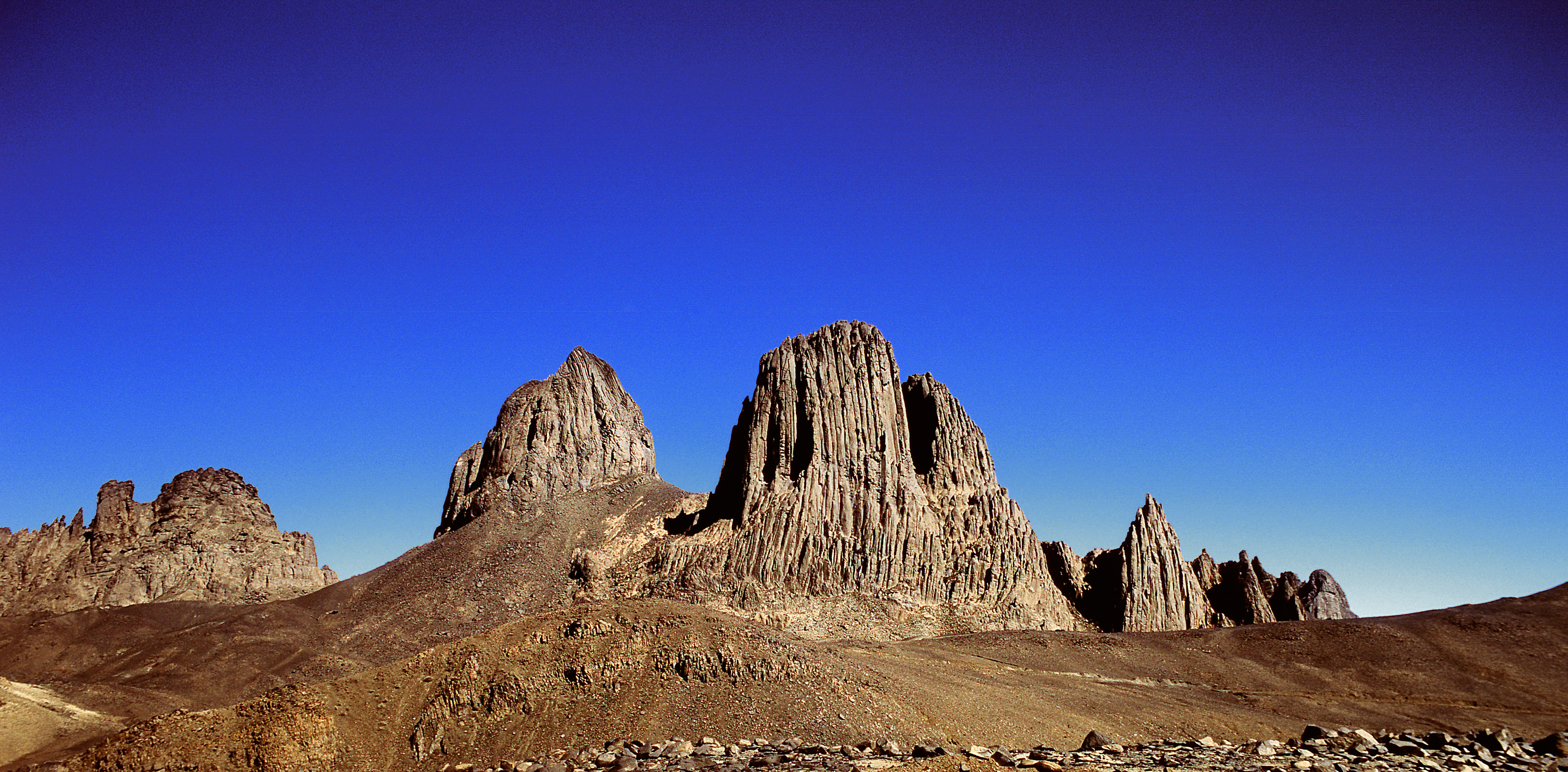 Laden Sie das Steppe, Sahara, Afrika, Himmel, Algerien, Erde/natur, Tassili N’Ajjer, Hoggar Gebirge-Bild kostenlos auf Ihren PC-Desktop herunter