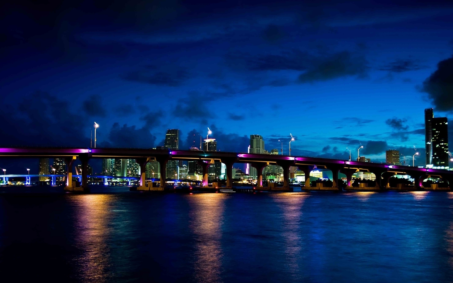 PCデスクトップに橋, ブリッジ, マイアミ, フロリダ, マンメイド画像を無料でダウンロード