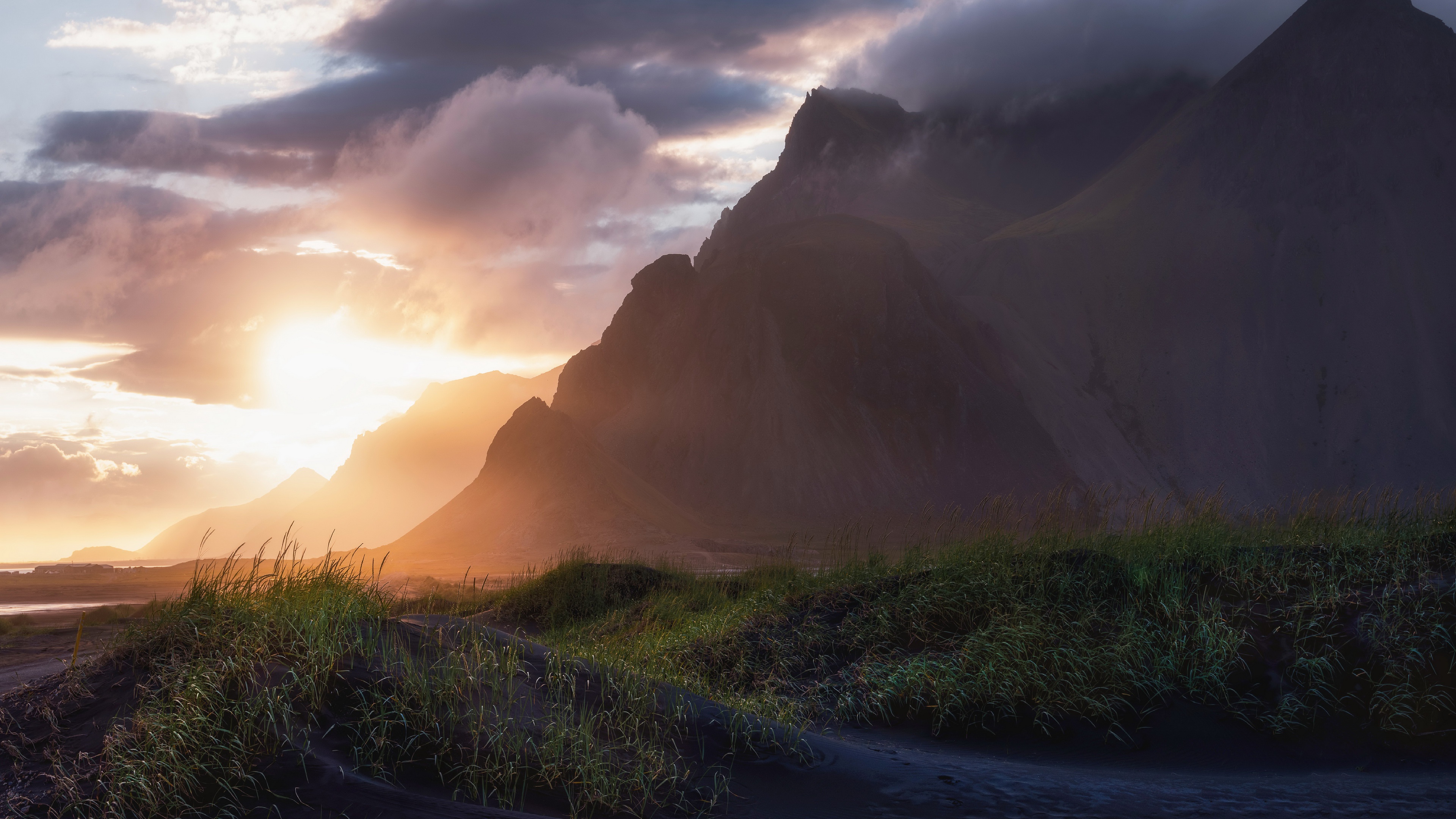 Handy-Wallpaper Landschaft, Gebirge, Sonnenuntergang, Berge, Erde/natur kostenlos herunterladen.