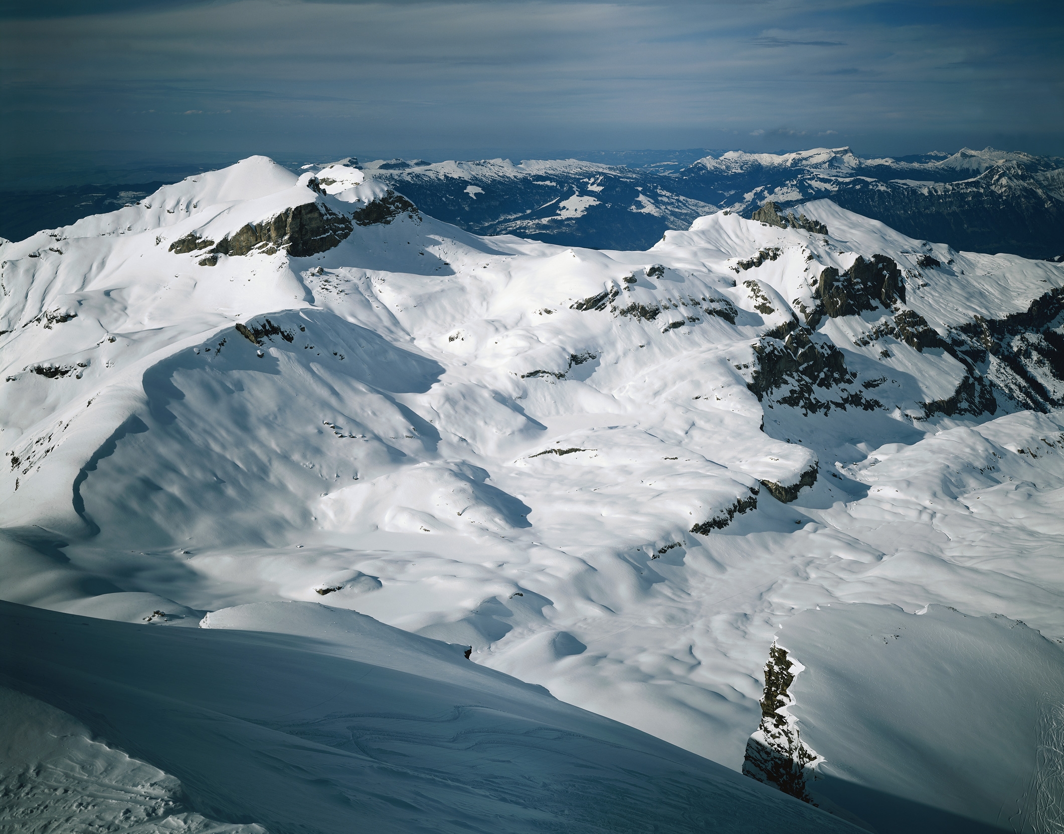 Laden Sie das Mountains, Nebel, Höhe, Natur, Schnee-Bild kostenlos auf Ihren PC-Desktop herunter
