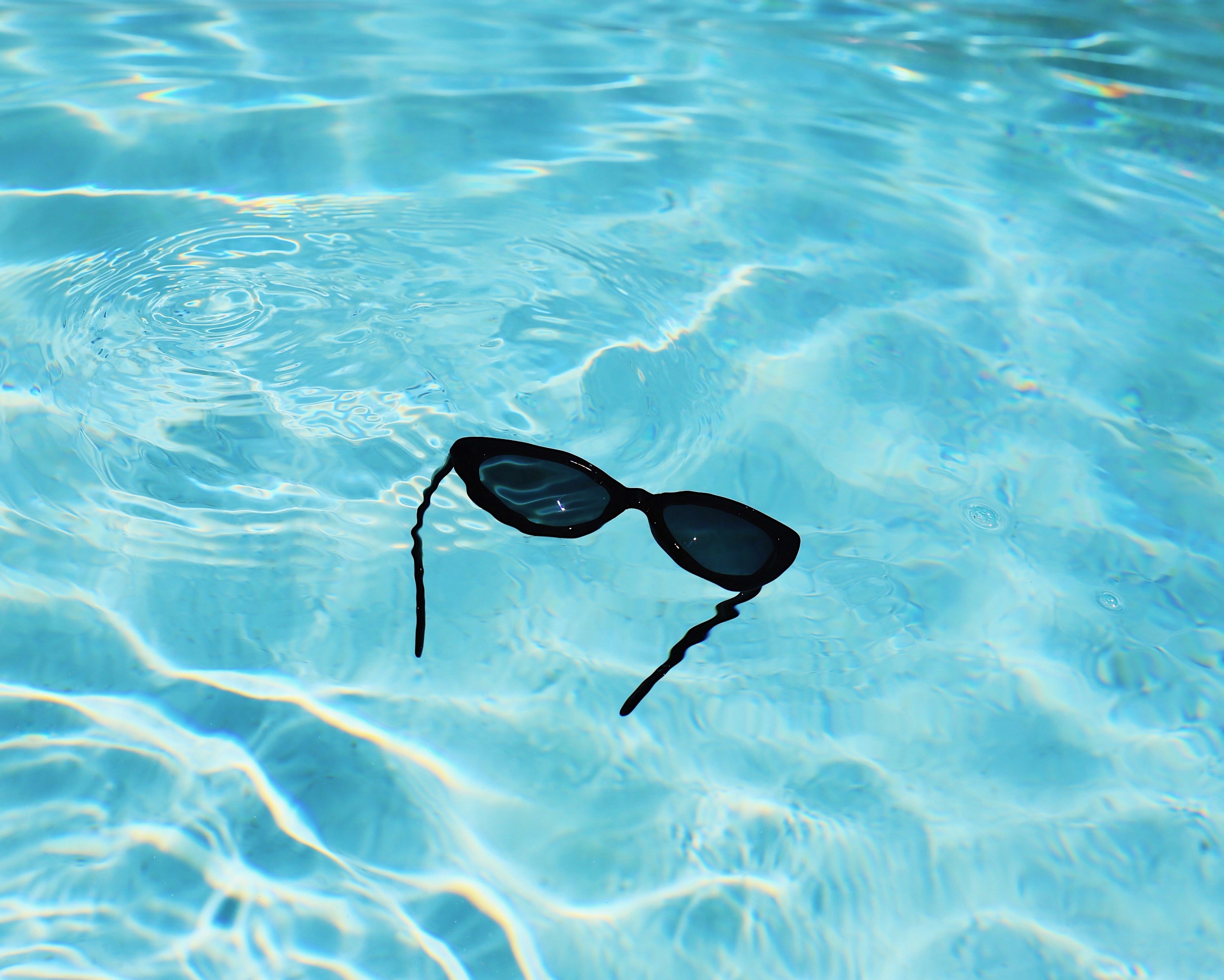 glare, glasses, water, waves, miscellanea, miscellaneous, spectacles, pool
